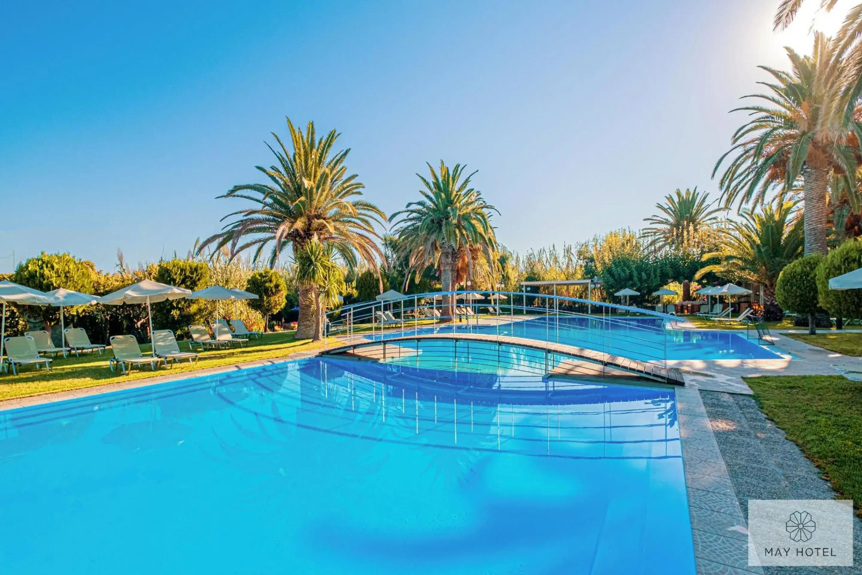 Swimming pool in May Beach Hotel Swimming pool in May Beach Hotel