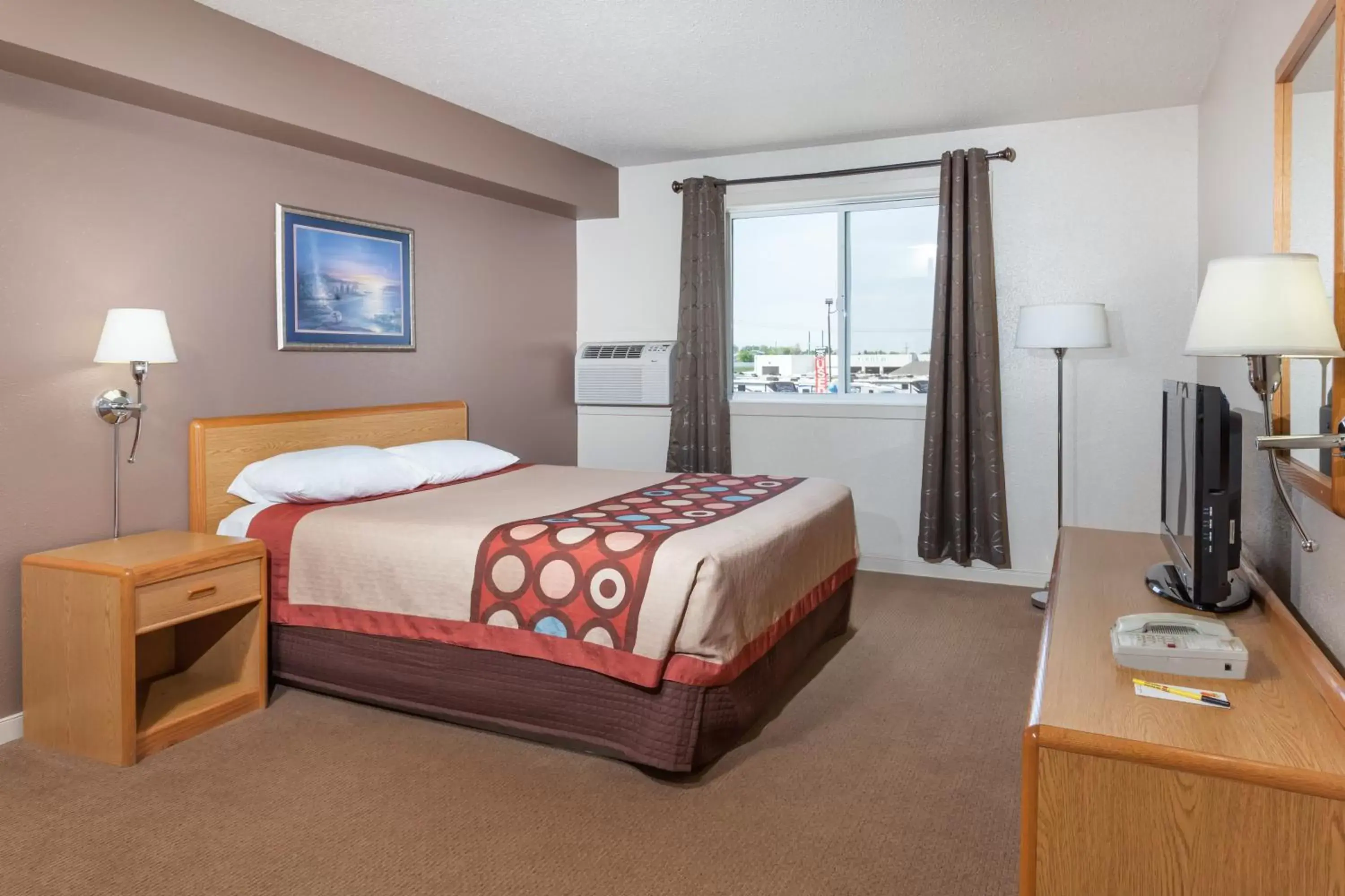 Bed in Super 8 by Wyndham Medicine Hat AB