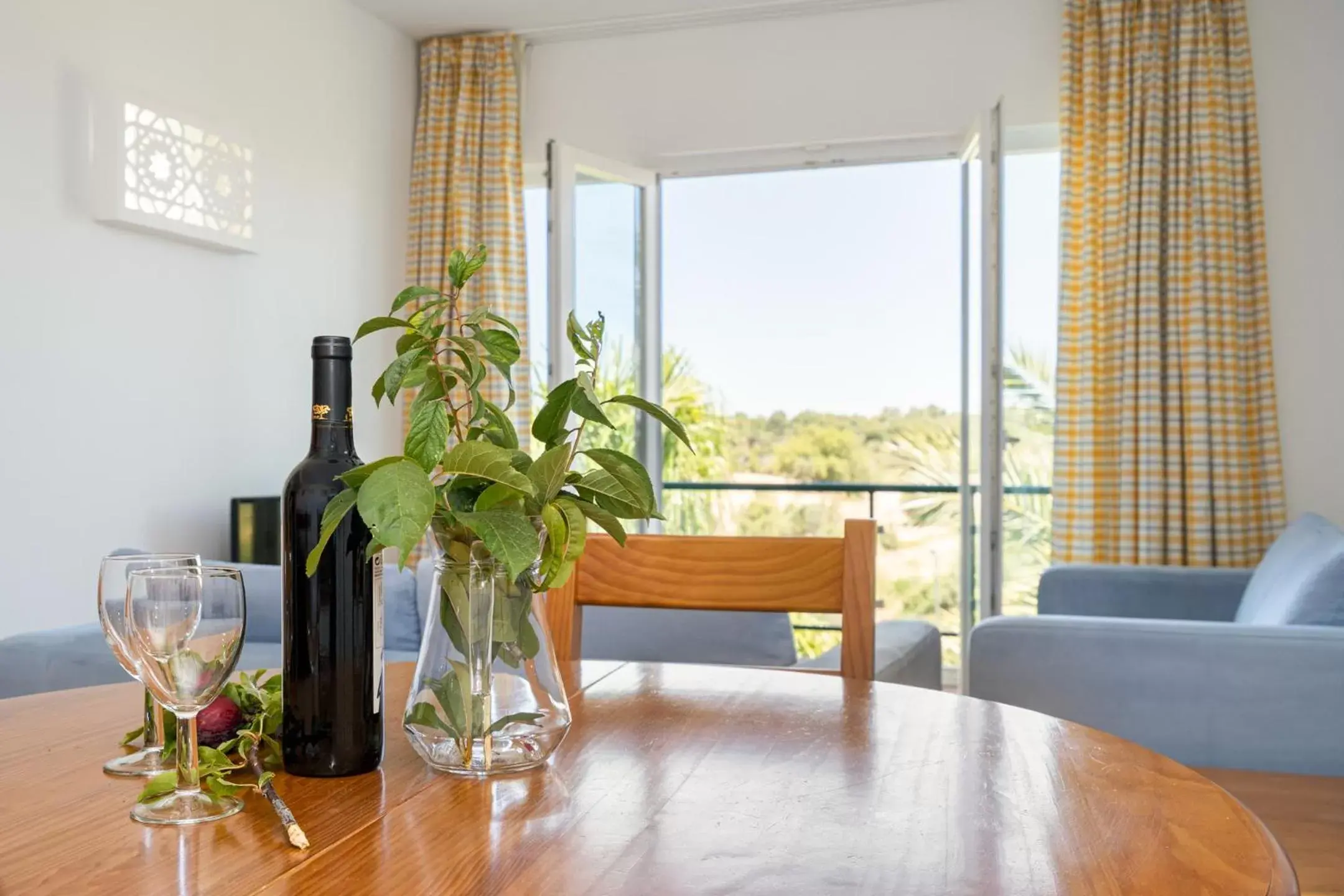 Dining Area in Quinta do Morgado - Apartamentos Turisticos Monte Da Eira