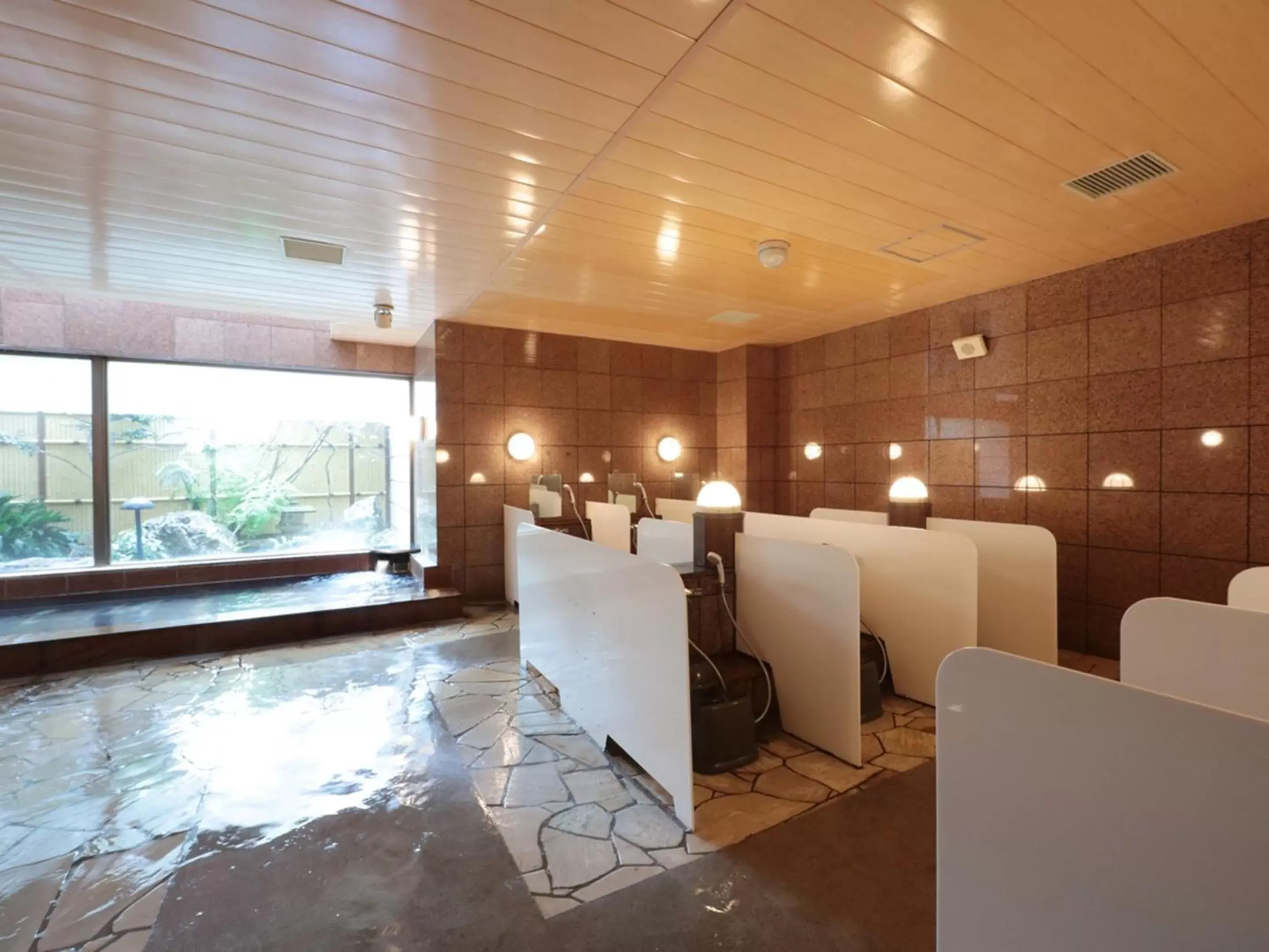 Hot Spring Bath in Hotel Monarque Tottori