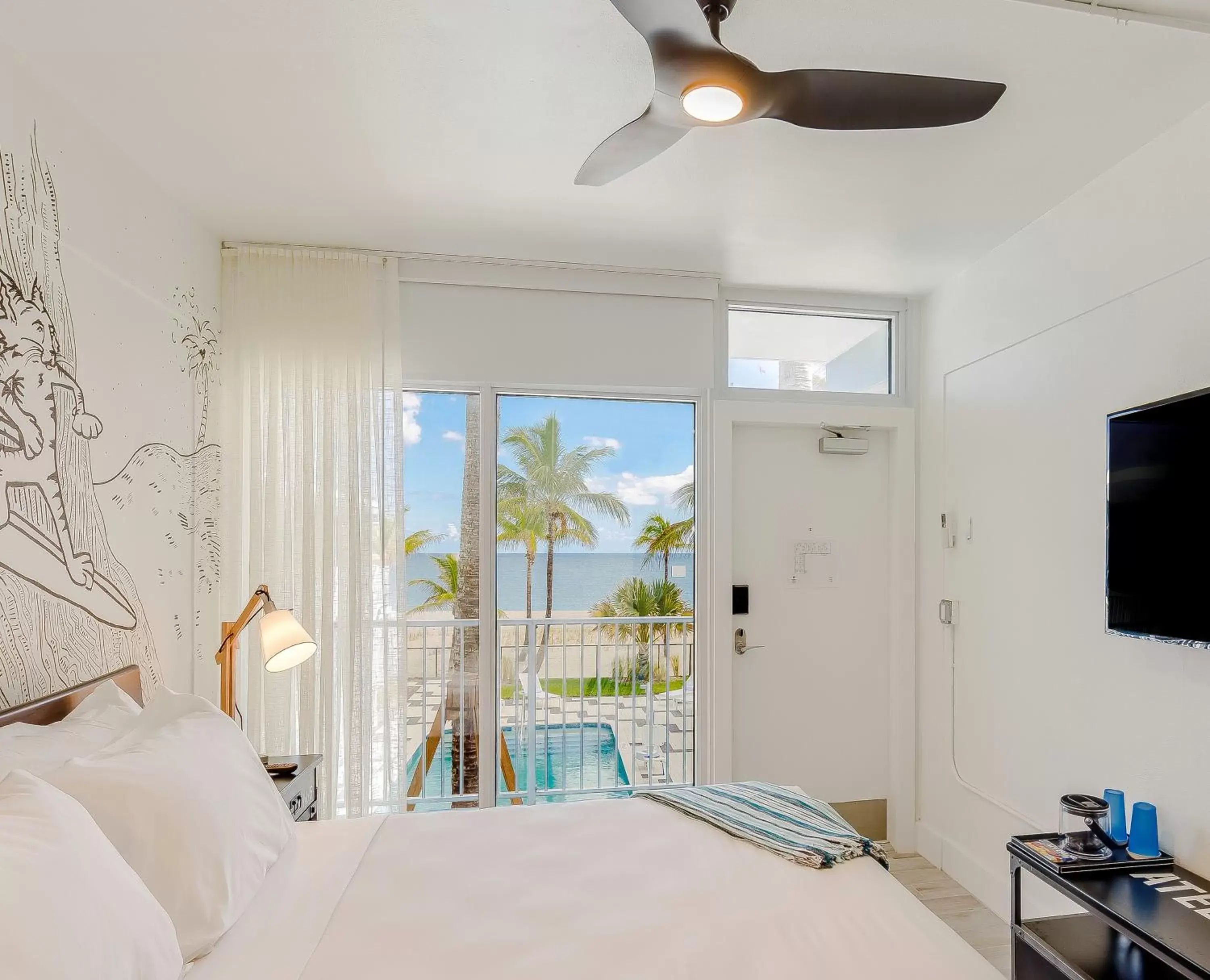 Bedroom in Plunge Beach Resort