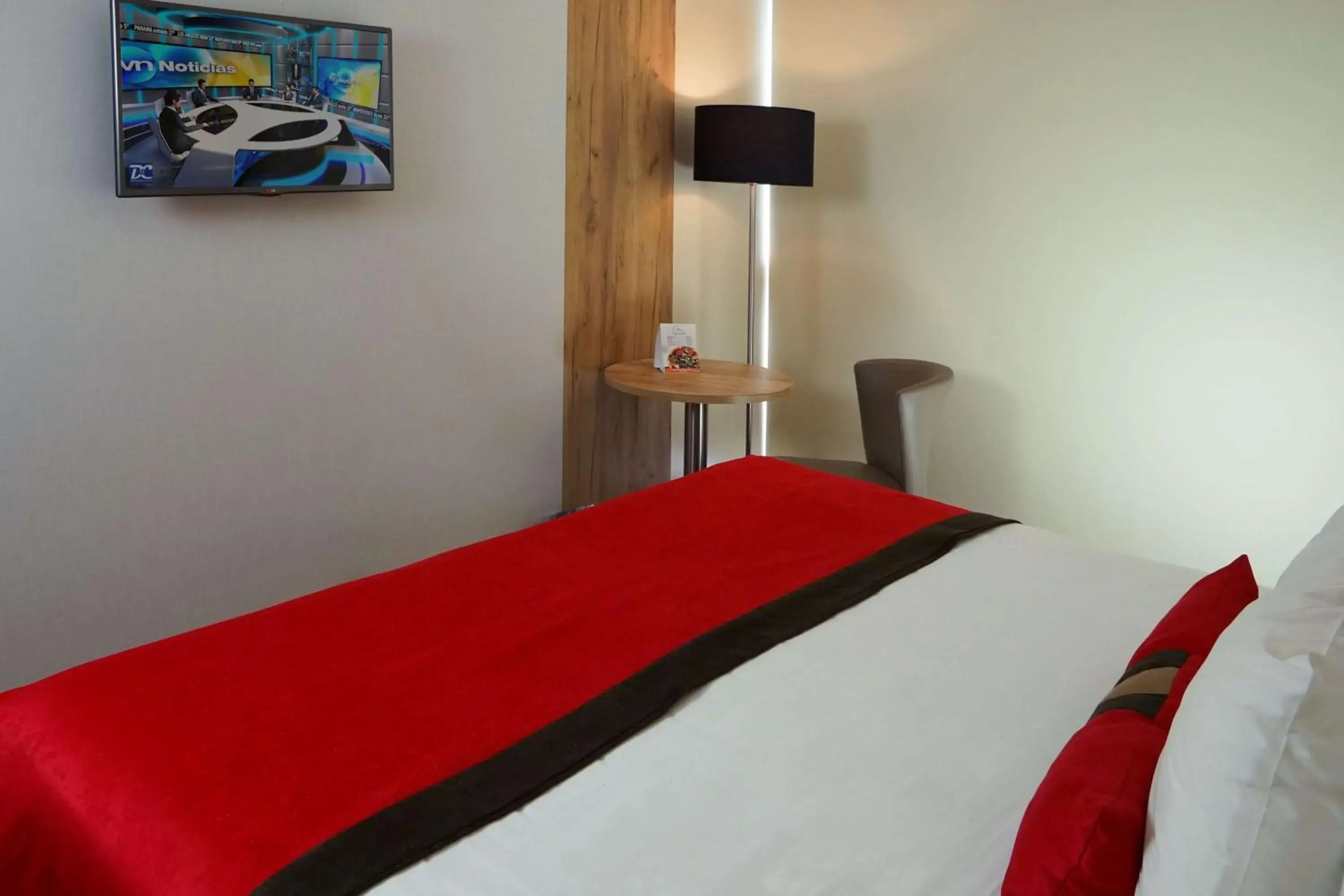 Photo of the whole room, Bed in Ramada by Wyndham Panama Via Argentina Photo of the whole room, Bed in Ramada by Wyndham Panama Via Argentina