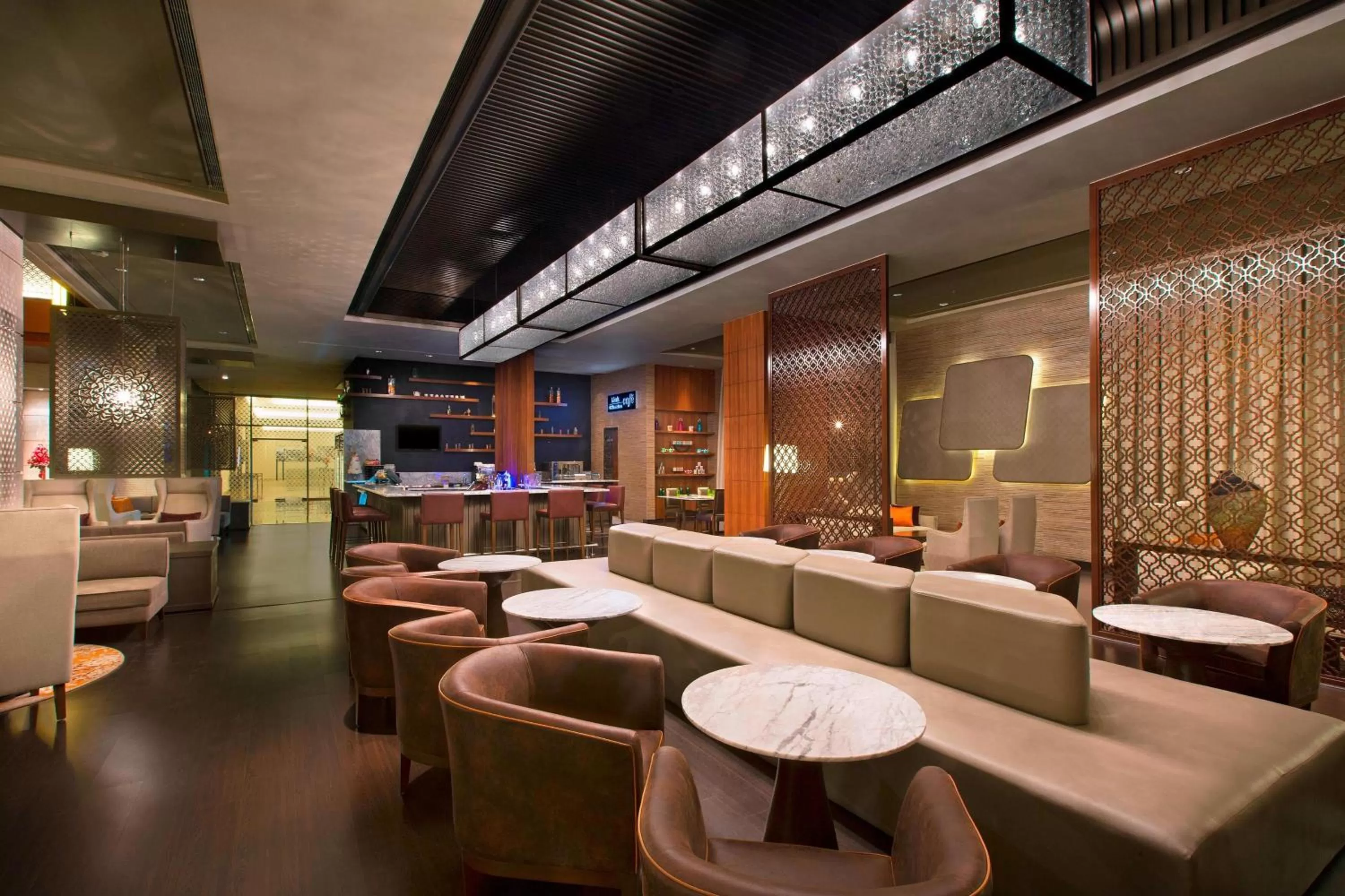 Restaurant/places to eat in Sheraton Hyderabad Hotel