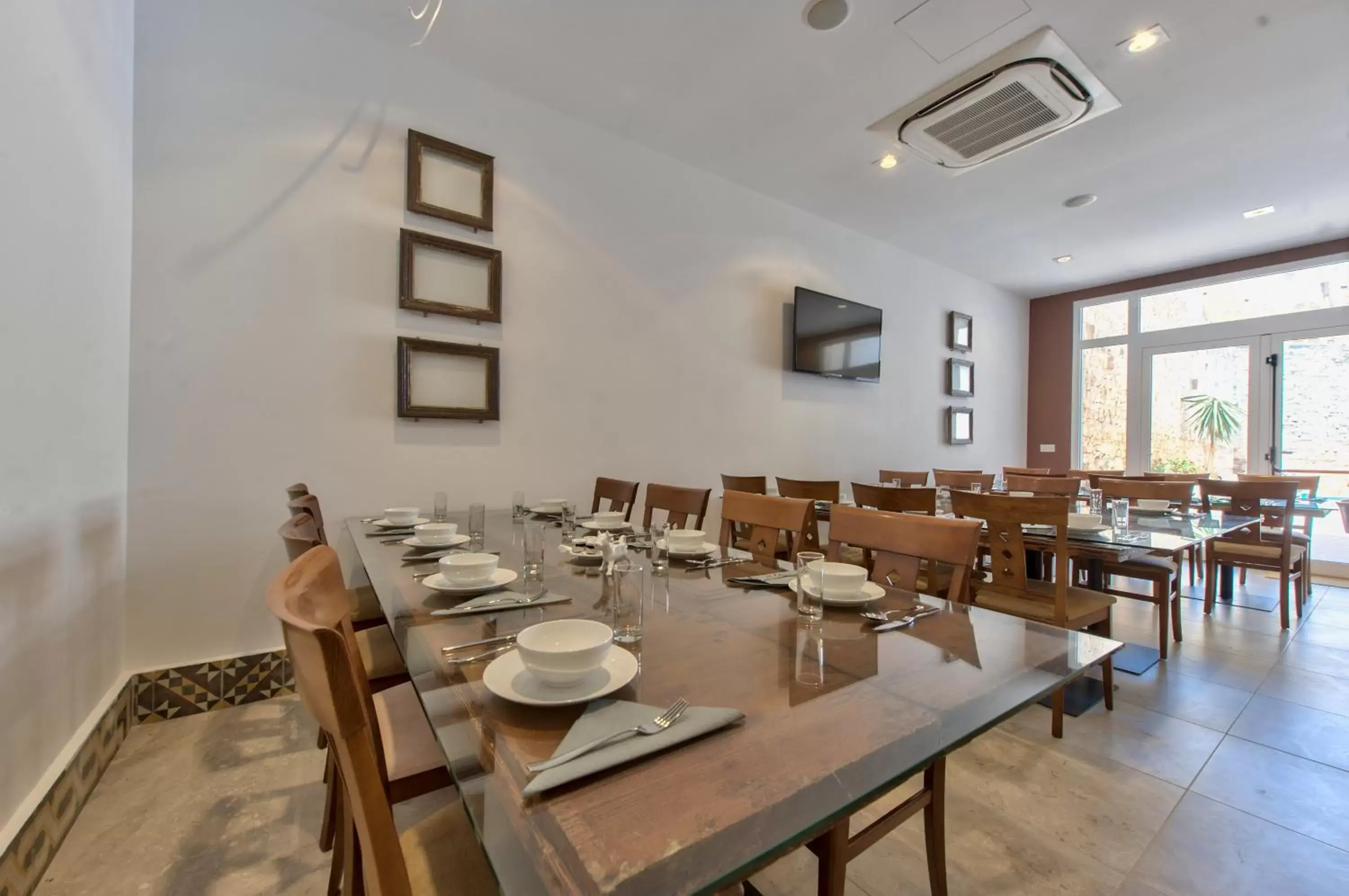 Restaurant/Places to Eat in Palazzo Violetta Boutique Hotel