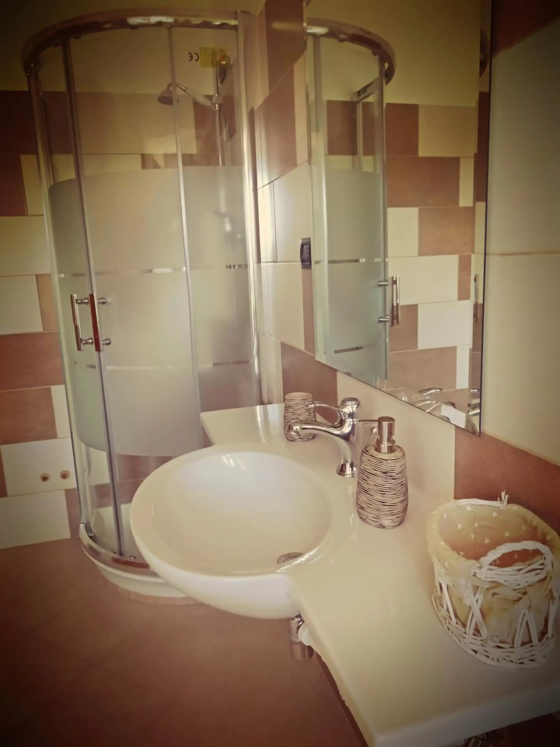 Shower, Bathroom in Casale del Sole
