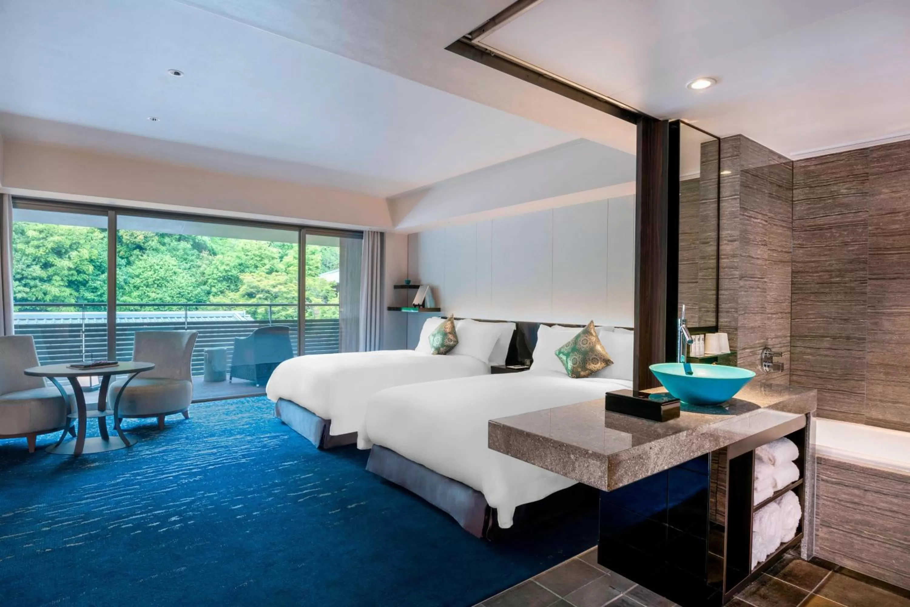 Photo of the whole room, Bed in Suiran, a Luxury Collection Hotel, Kyoto