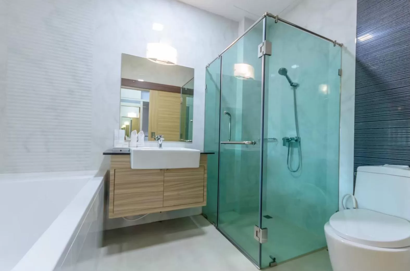 Shower in Eastpana Hotel - SHA Extra Plus