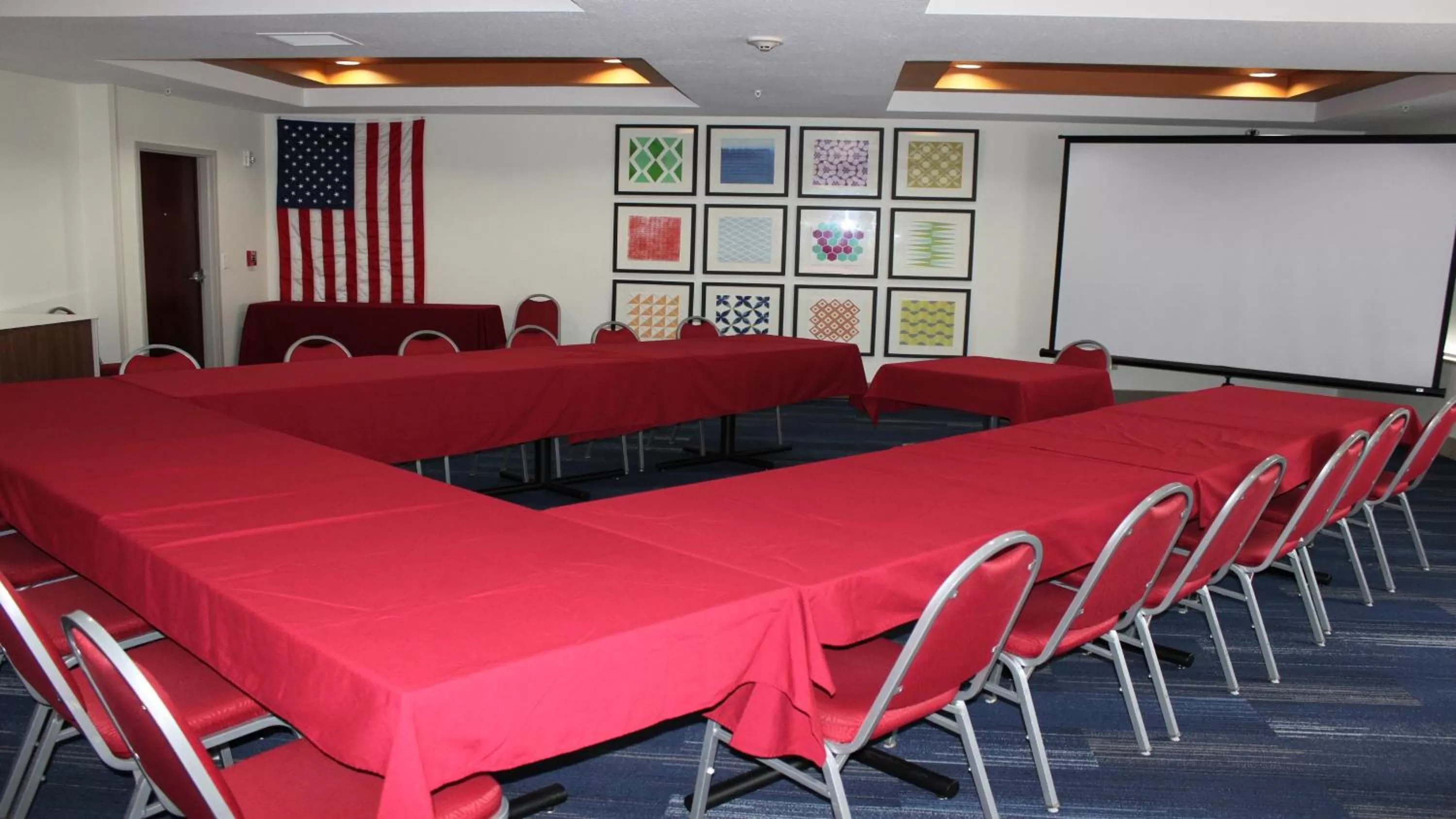 Meeting/conference room in Holiday Inn Express Orlando - South Davenport by IHG