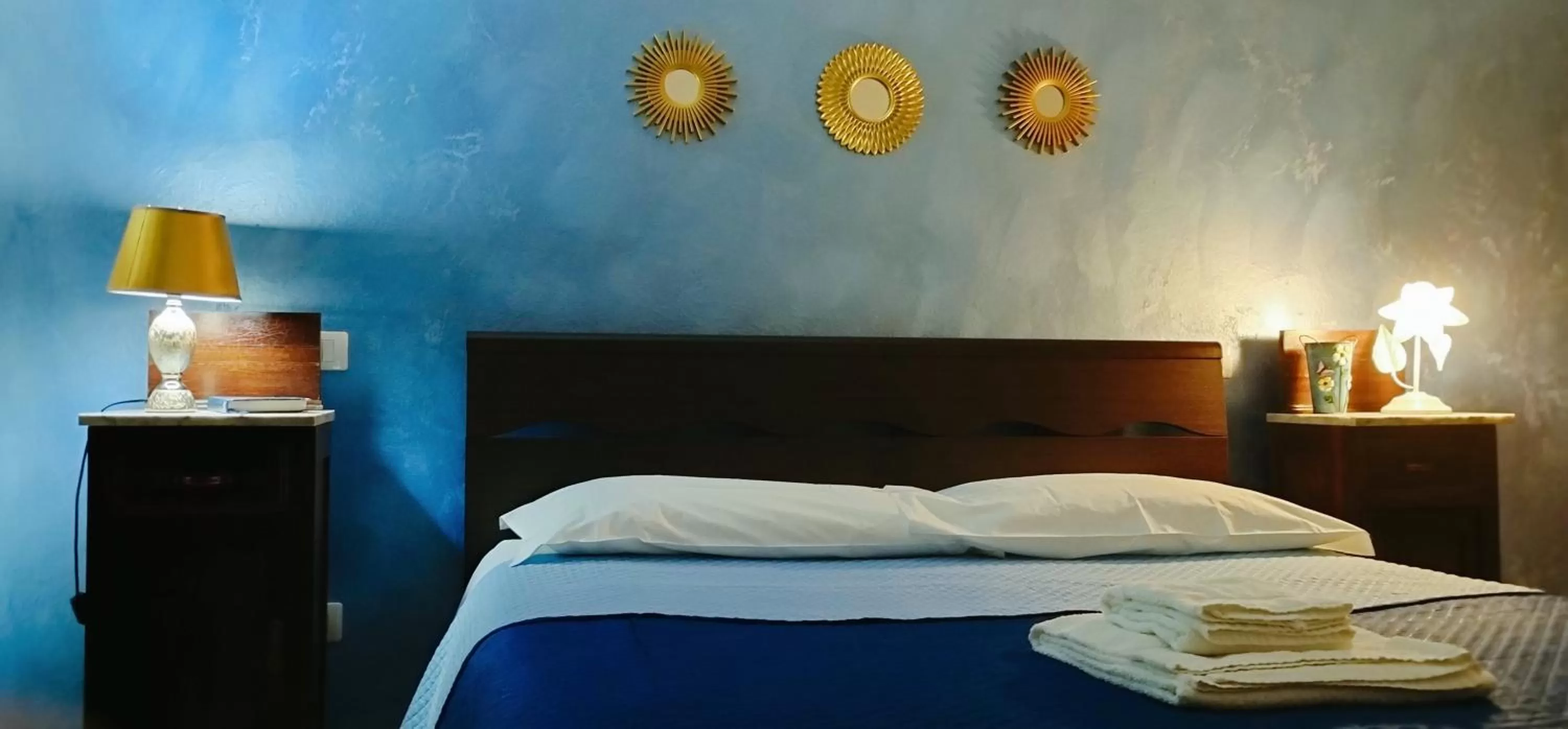 Bed in La Casa tra Gli Ulivi Cottage House