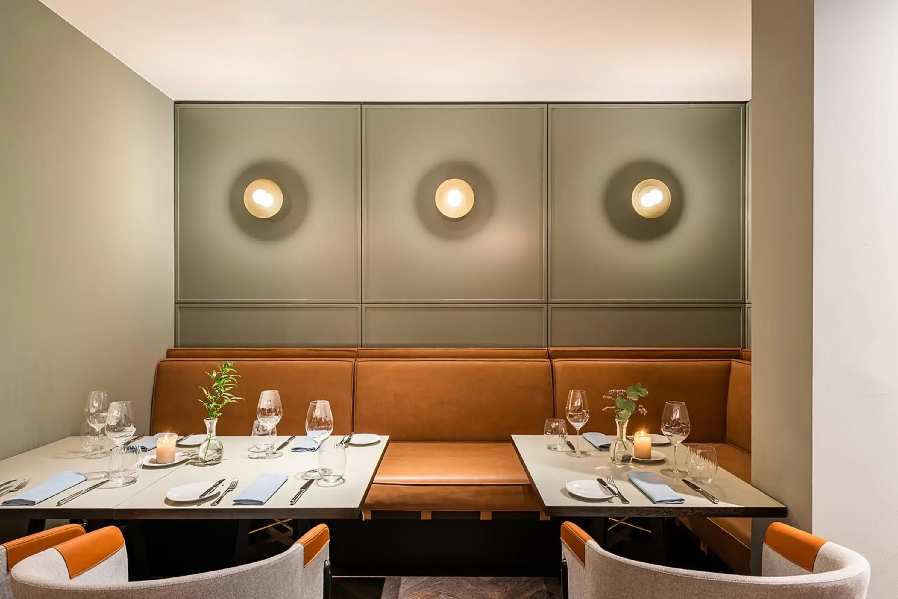 Restaurant/places to eat in Maximilian Hotel Restaurant/places to eat in Maximilian Hotel