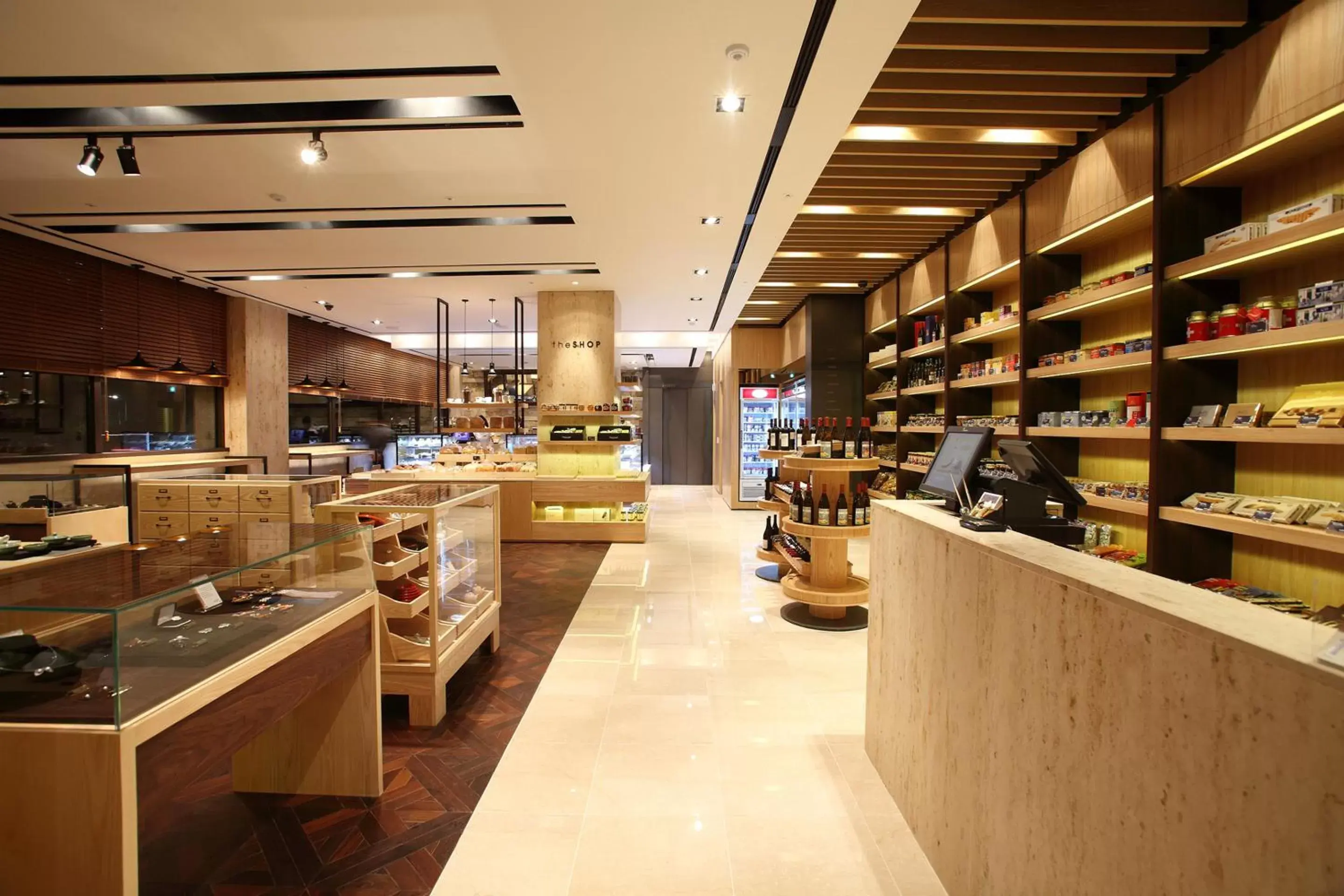 On-site shops in Hotel Hyundai by Lahan Ulsan