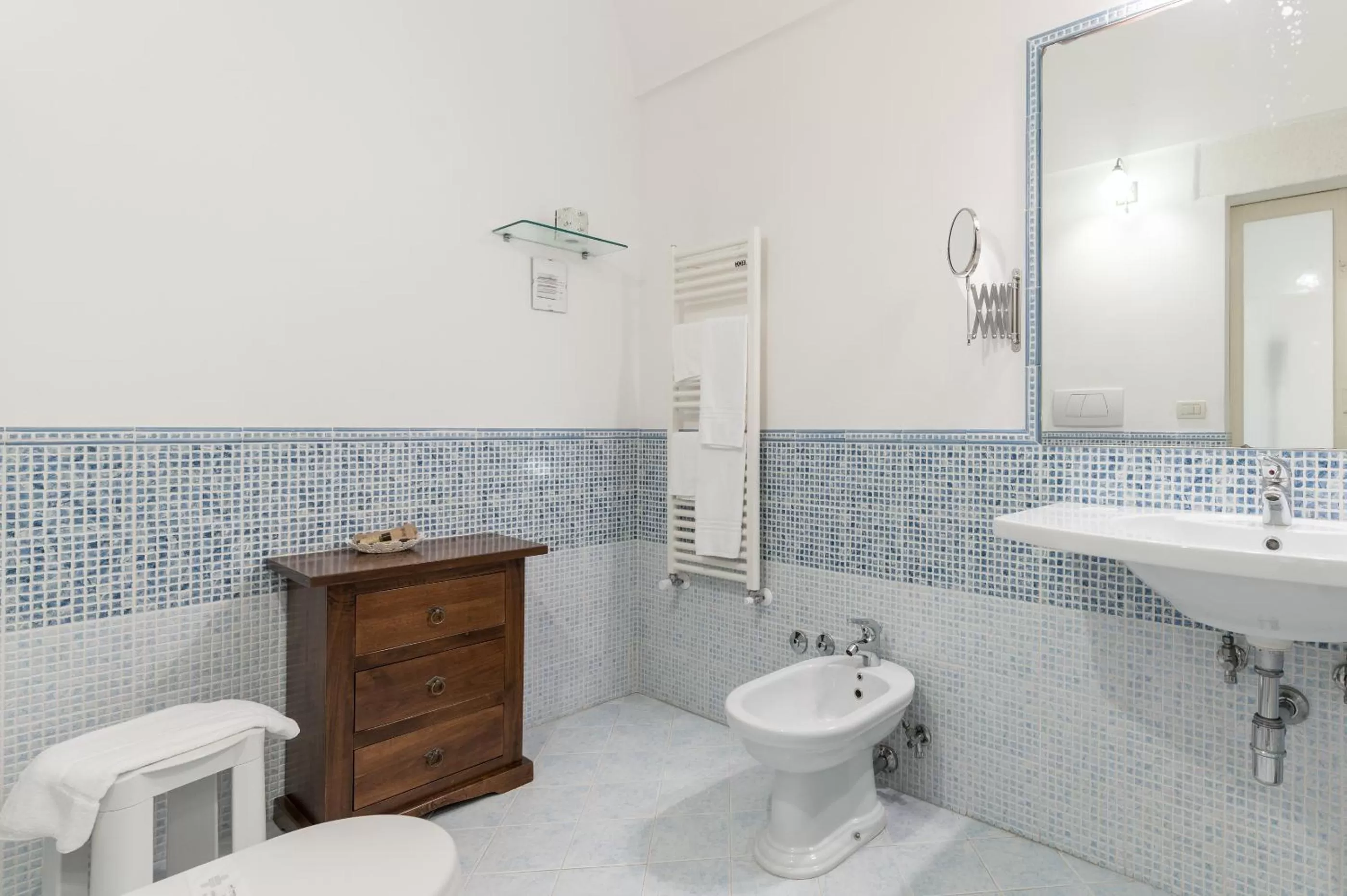 Bathroom in Hotel La Terra