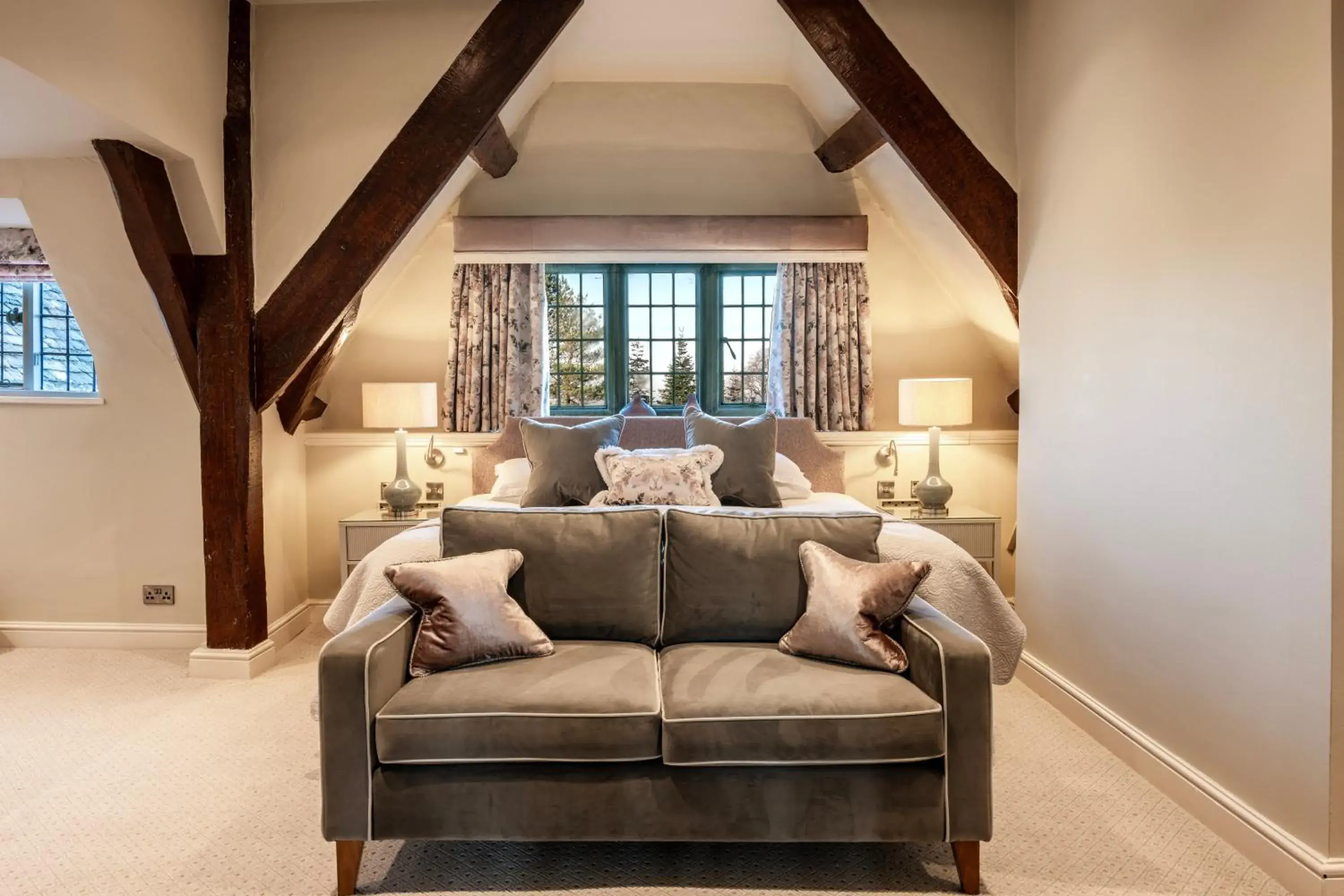 Bedroom, Seating Area in The Greenway Hotel & Spa