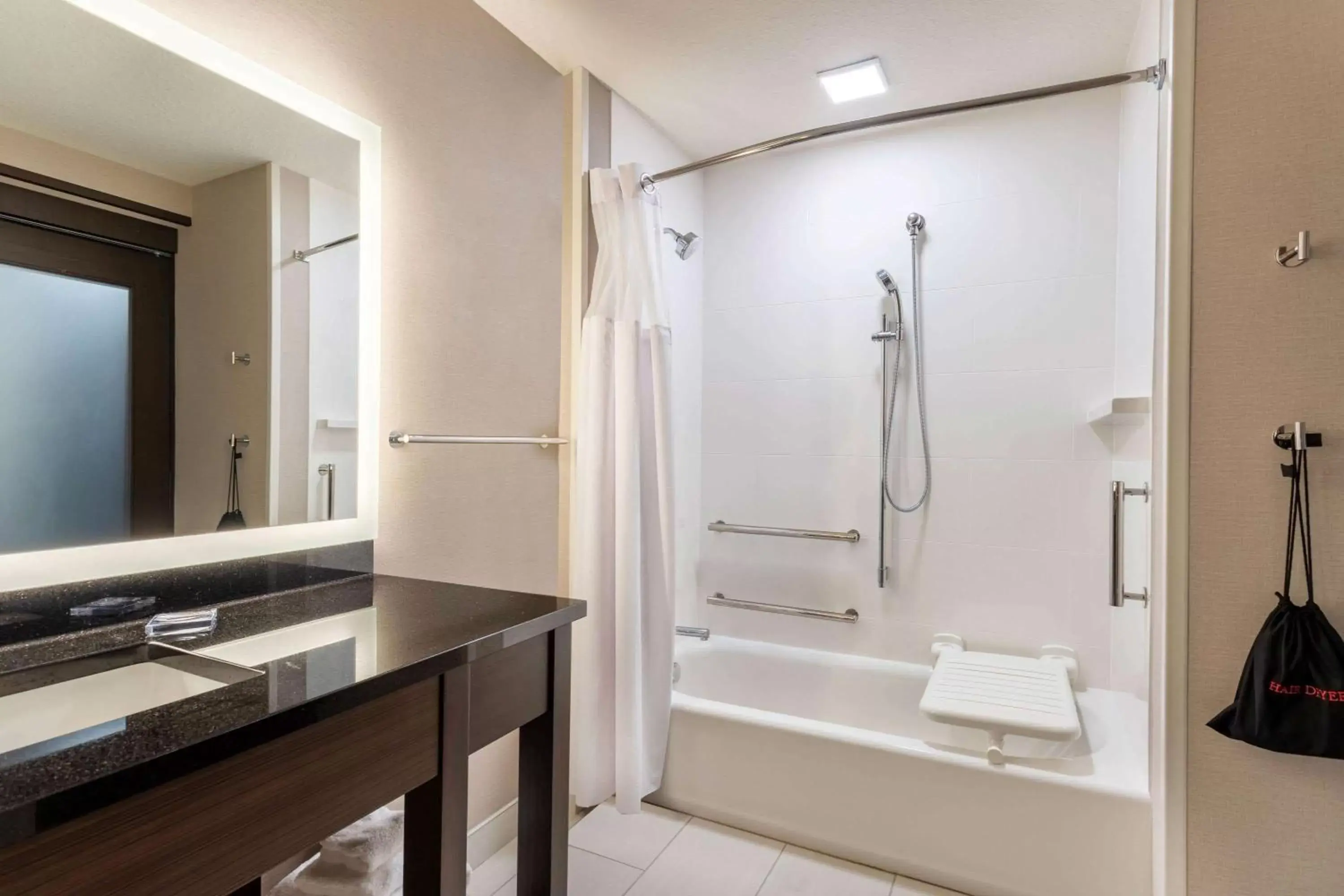 One-Bedroom King Suite - Mobility Access/Non-Smoking in Wingate by Wyndham Angola One-Bedroom King Suite - Mobility Access/Non-Smoking in Wingate by Wyndham Angola