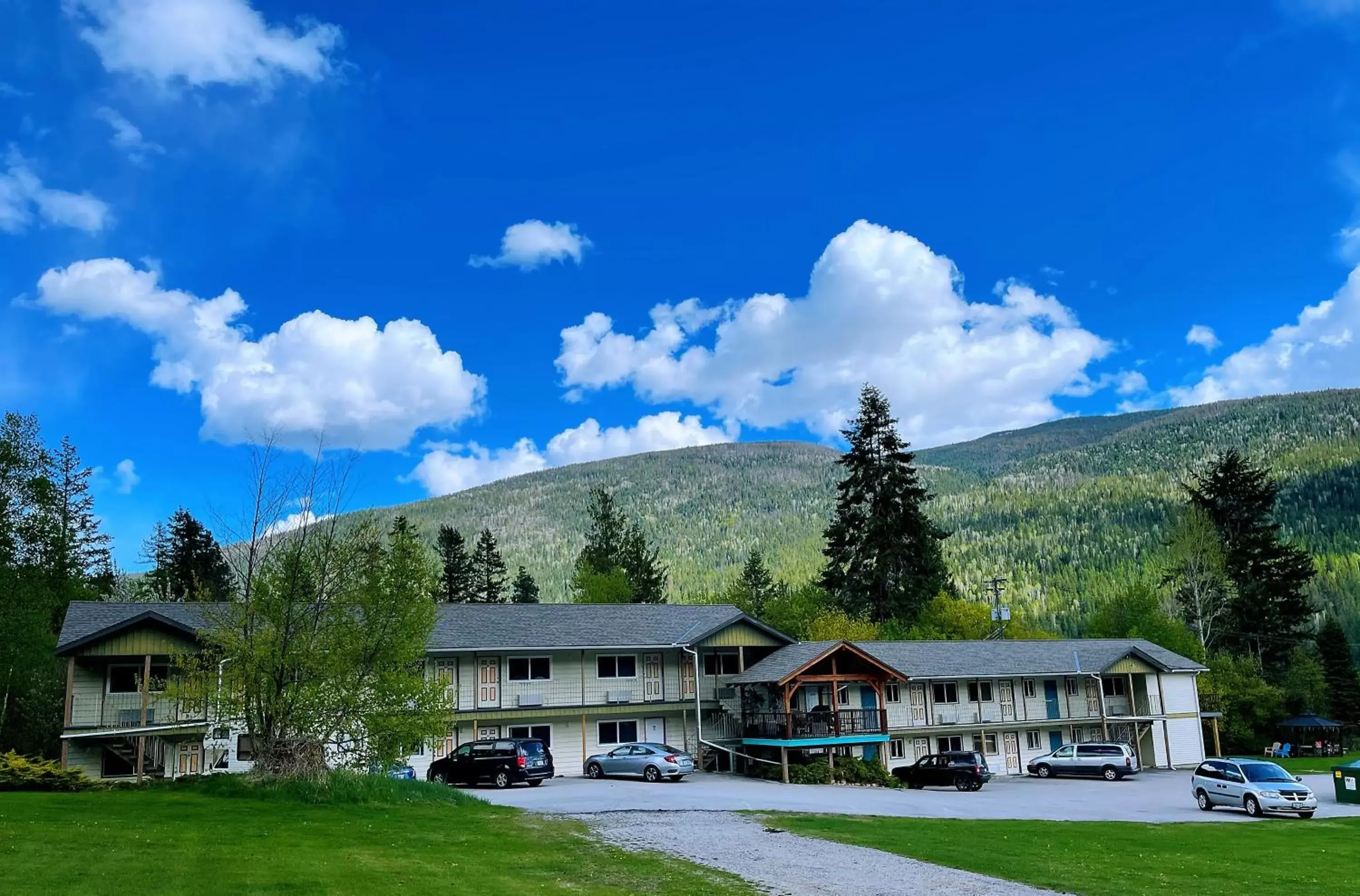 Property Building in Kokanee Glacier Resort