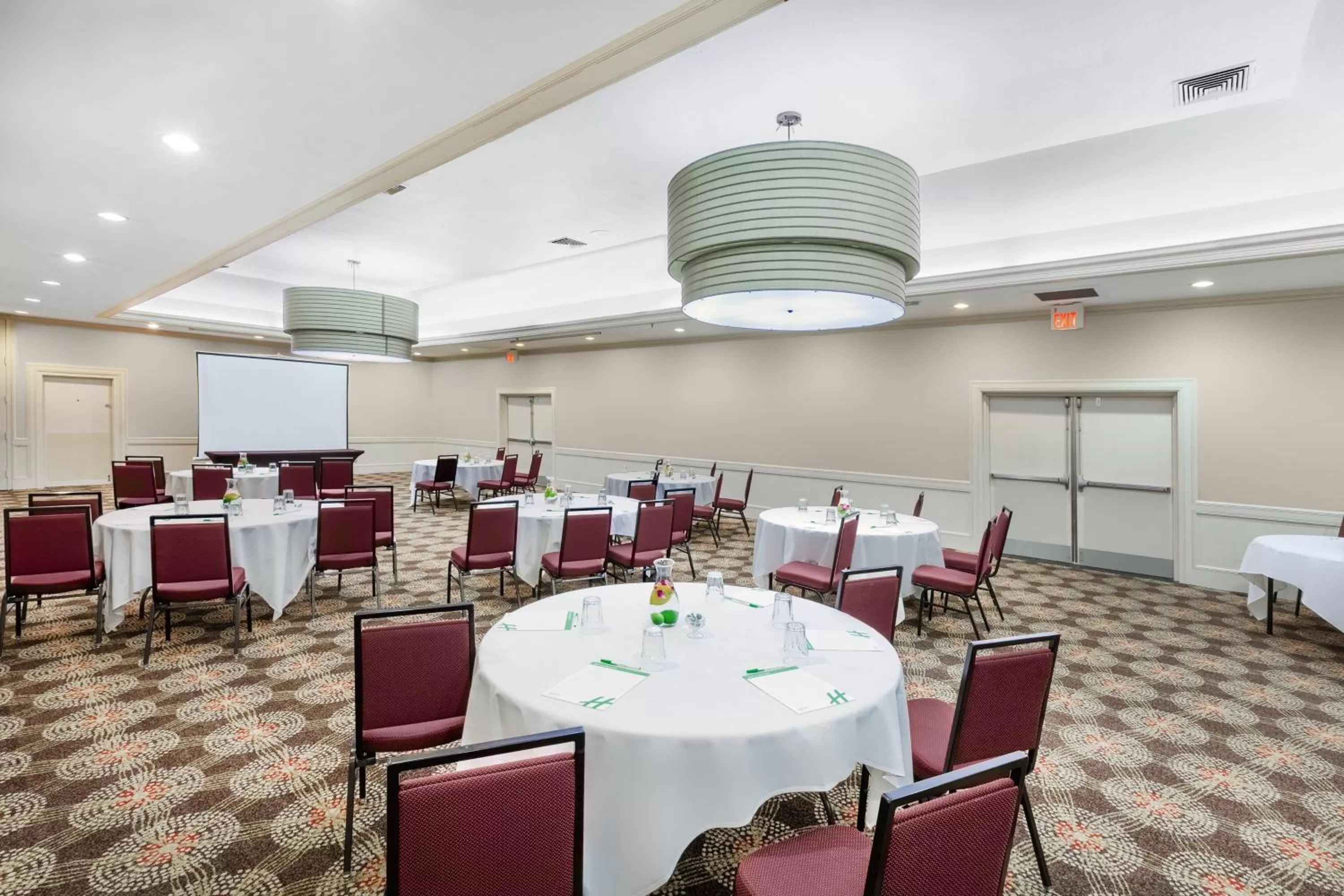 Meeting/conference room in Holiday Inn Tyler - Conference Center by IHG