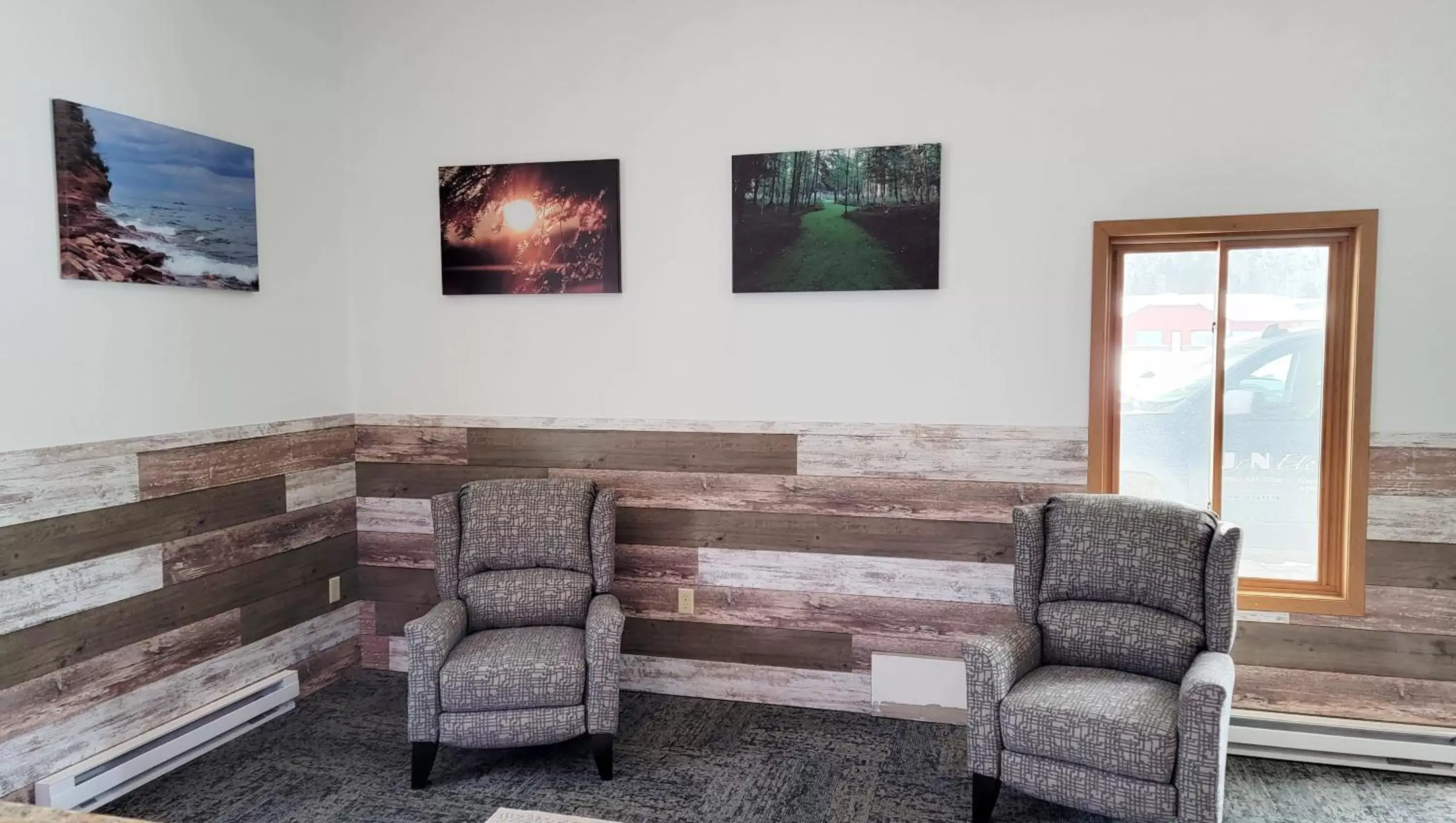 Lobby or reception, Seating Area in Jasper Ridge Inn Ishpeming