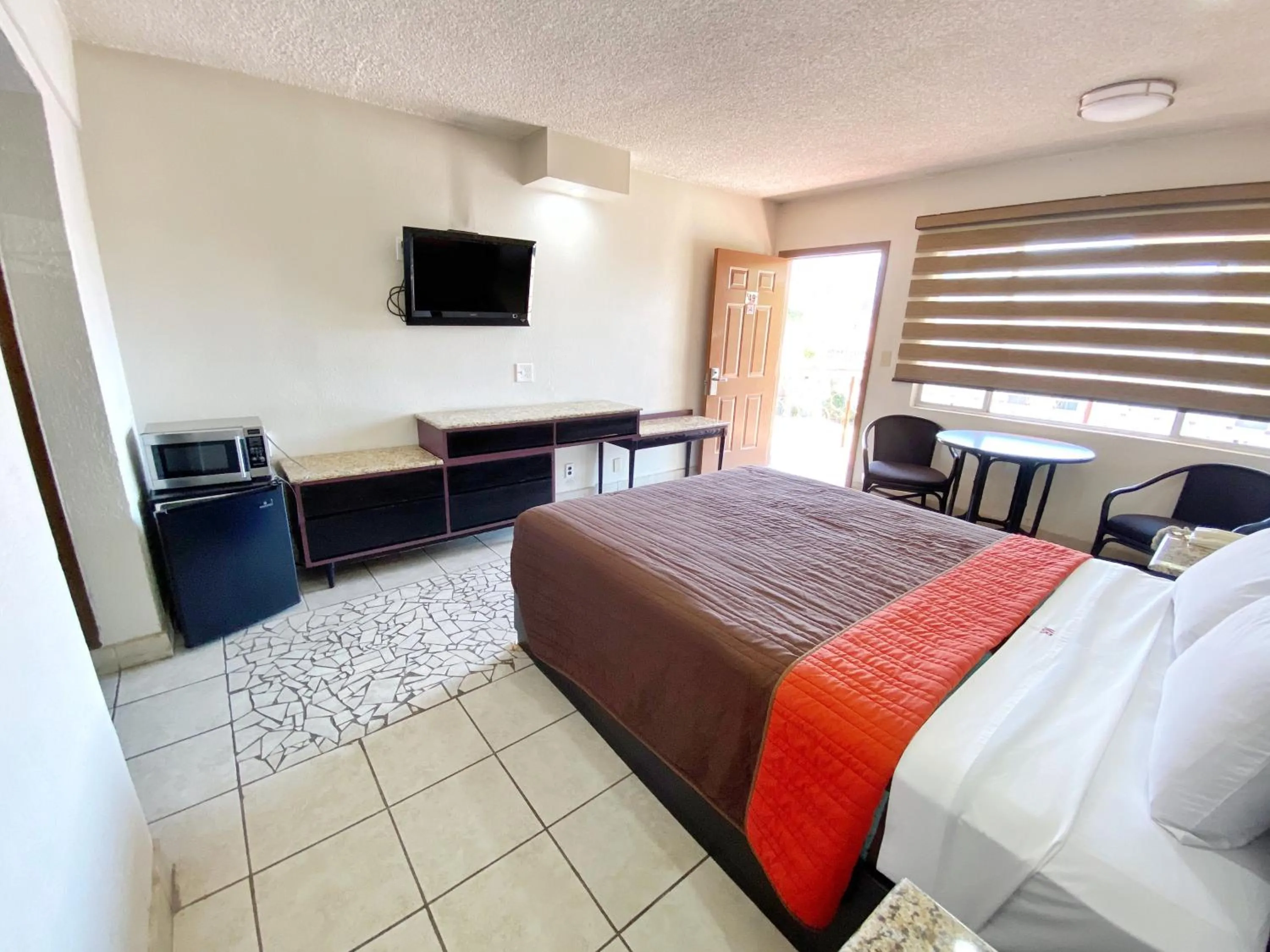 TV and multimedia, Bed in Motel Reno