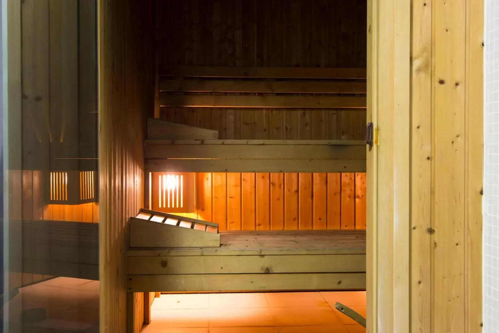 Sauna in Melia Setubal