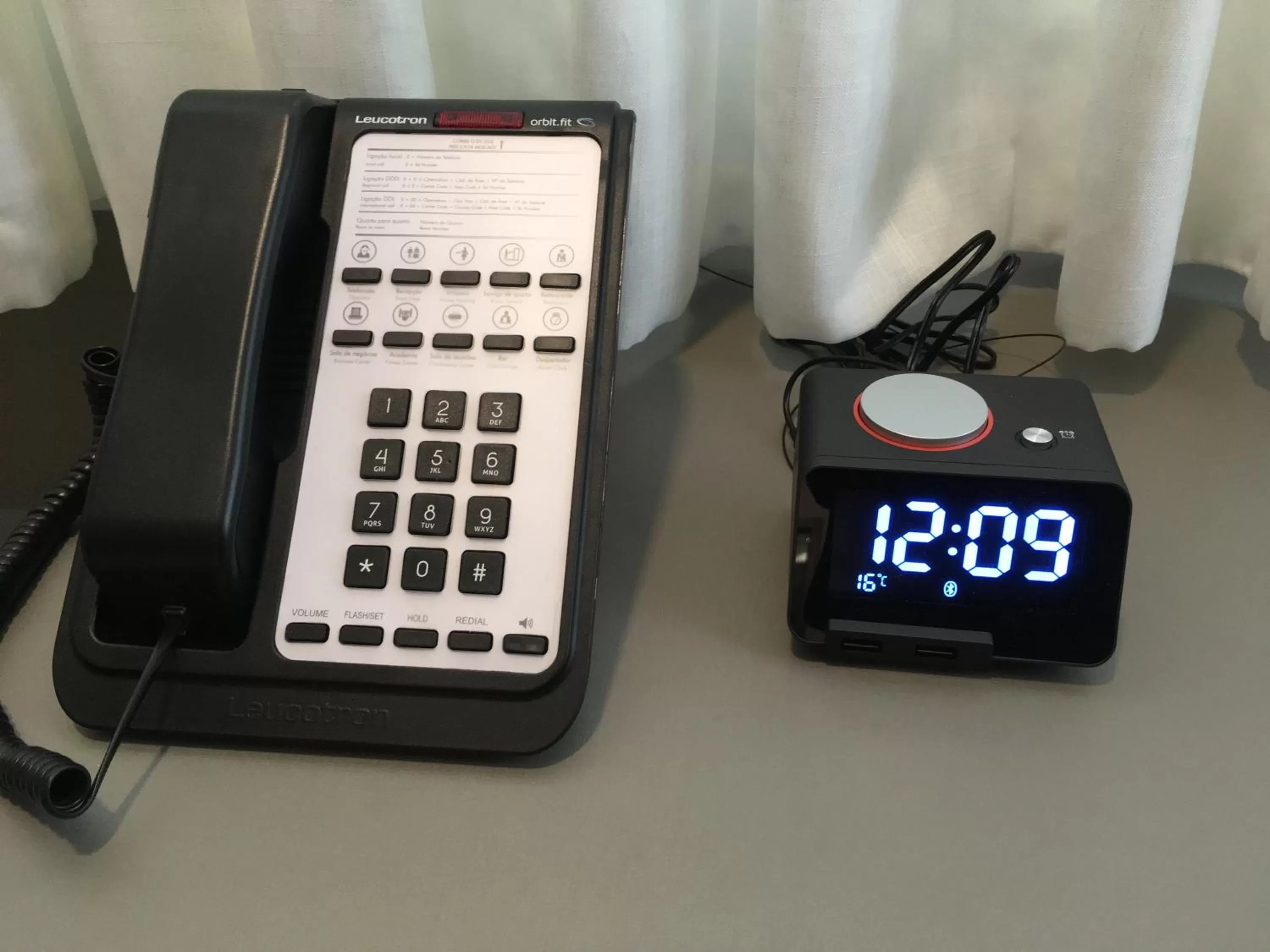 Area and facilities in Santa Inn Hotel