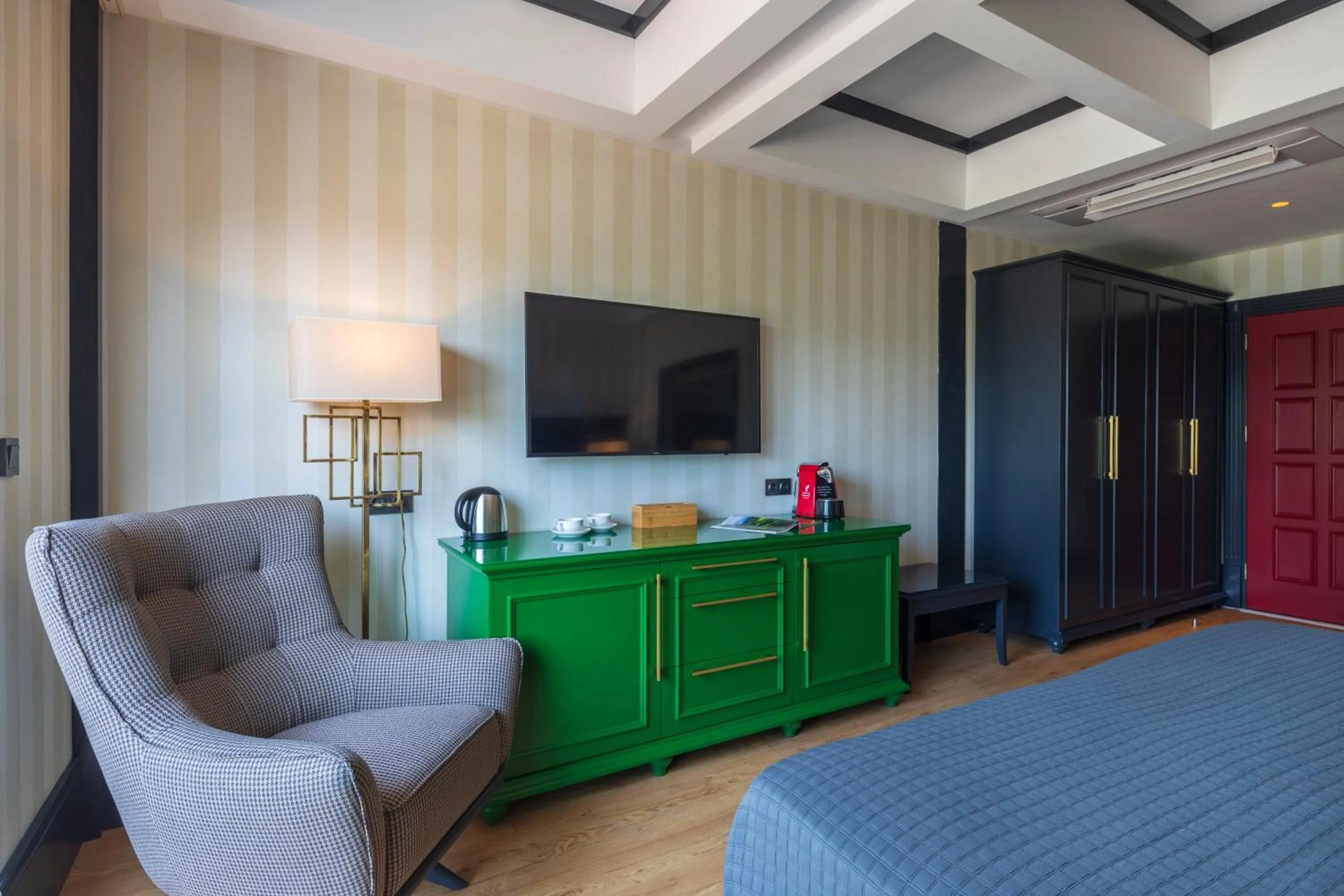 TV and multimedia, Bed in Hotel Marina Bay Göcek