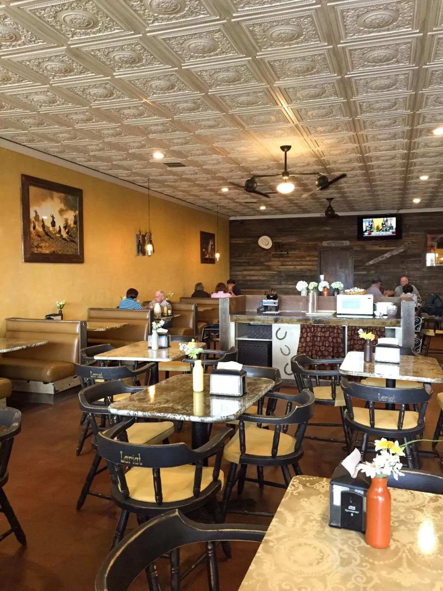 Restaurant/places to eat in National 9 Inn Gillette Restaurant/places to eat in National 9 Inn Gillette