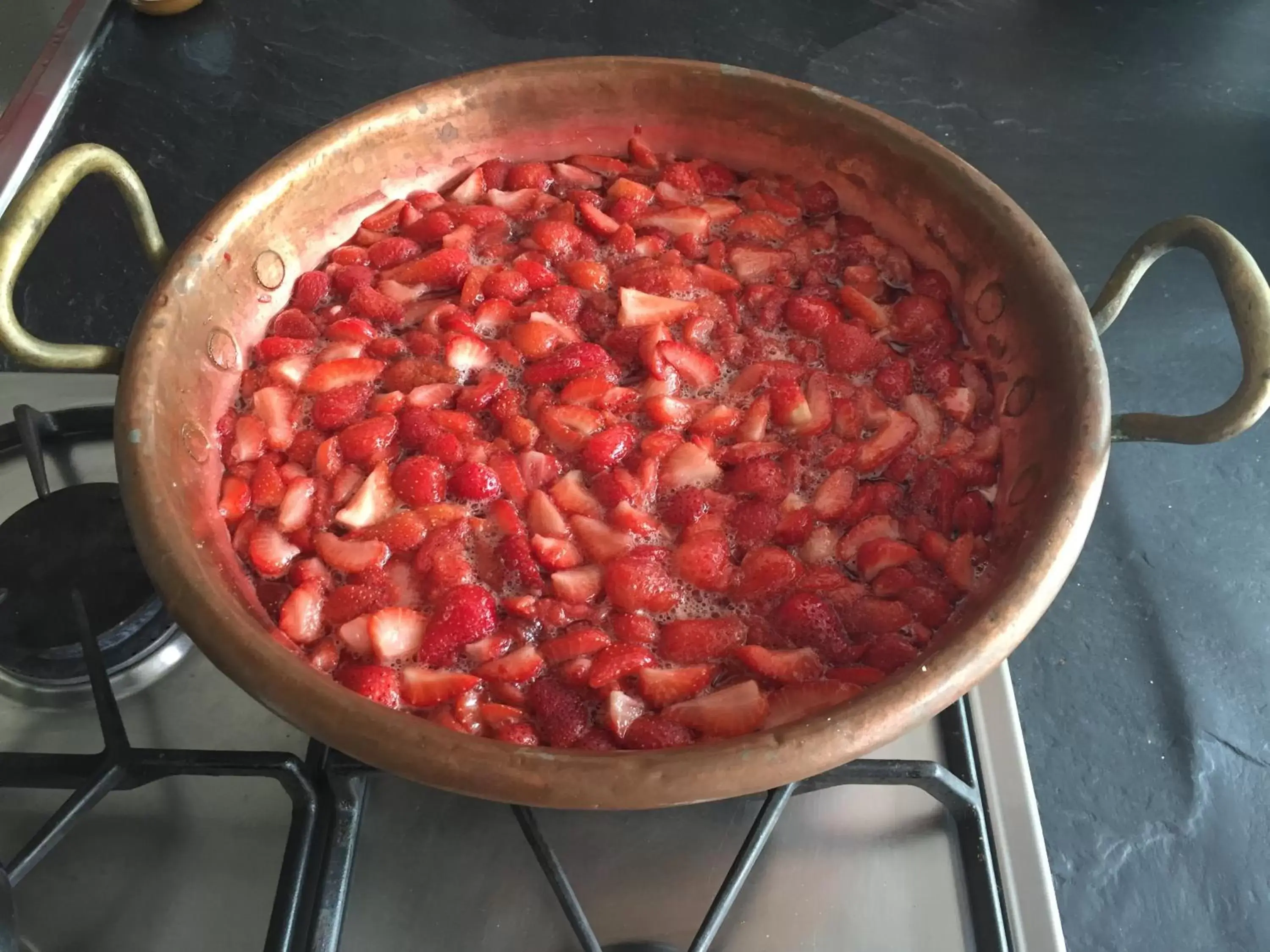 Continental breakfast, Food in Le Clos du Gusquel