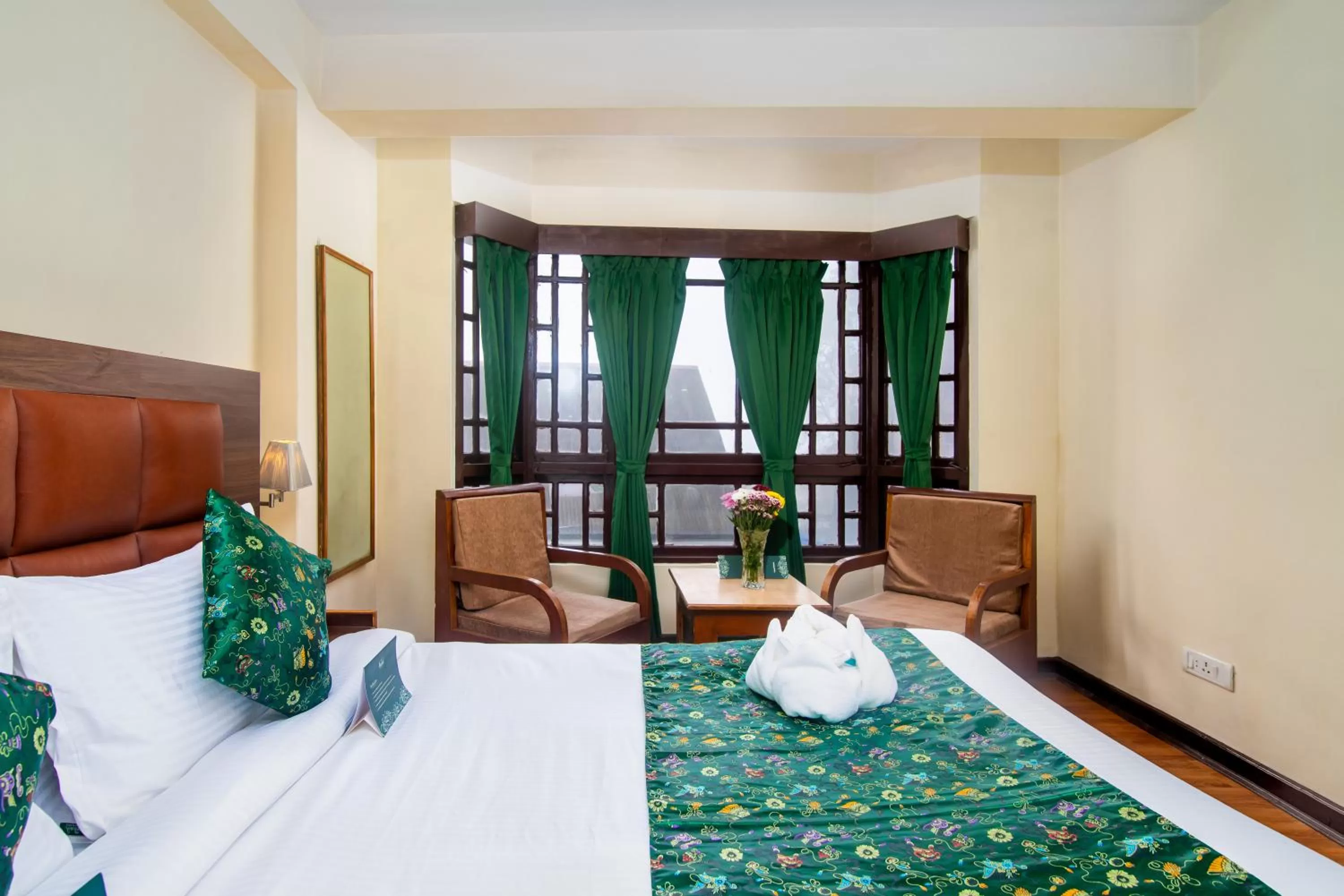 Bed in Muscatel BhumSang - 200 Mts from Mall Road