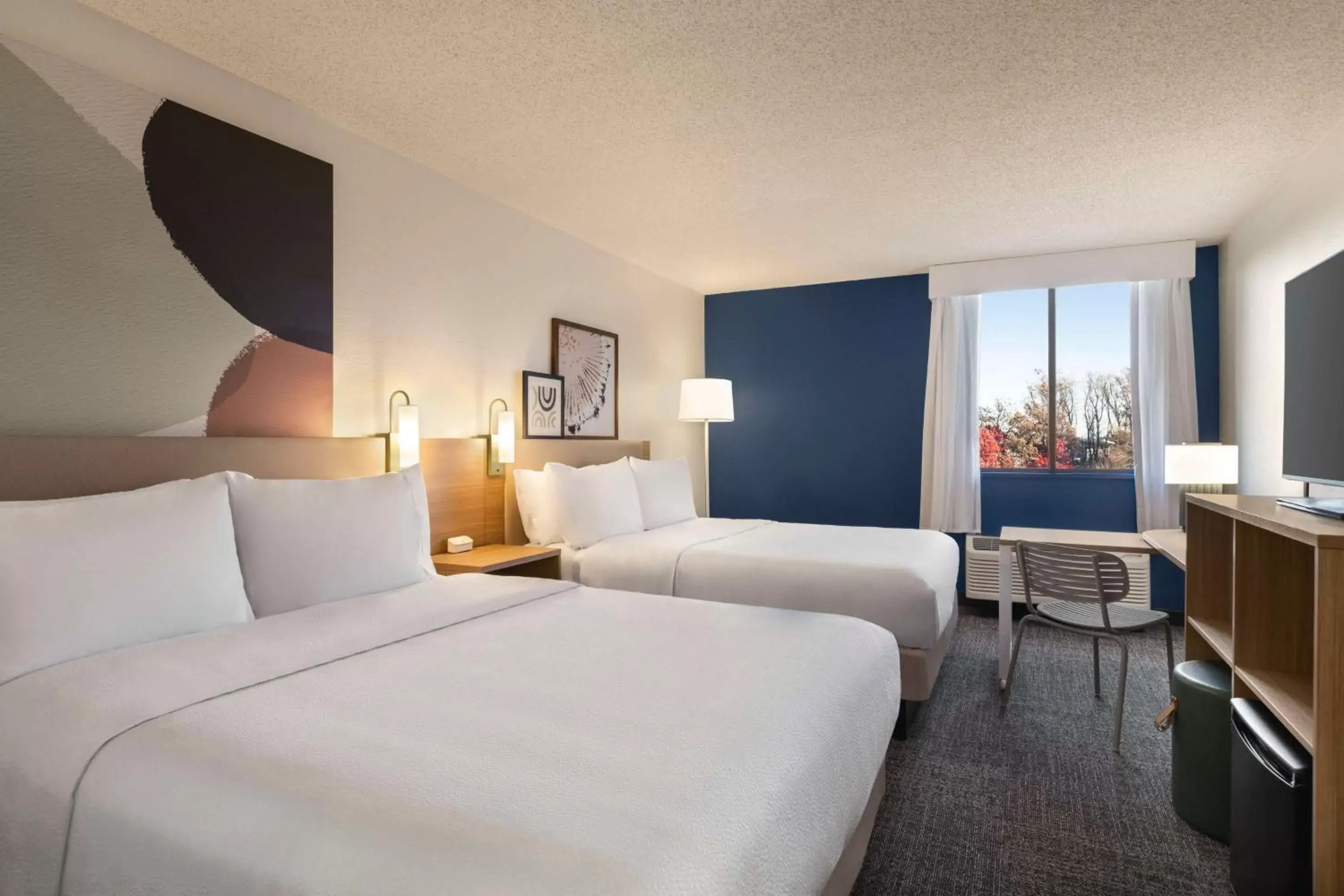 Bed in Spark By Hilton Germantown Washington DC North