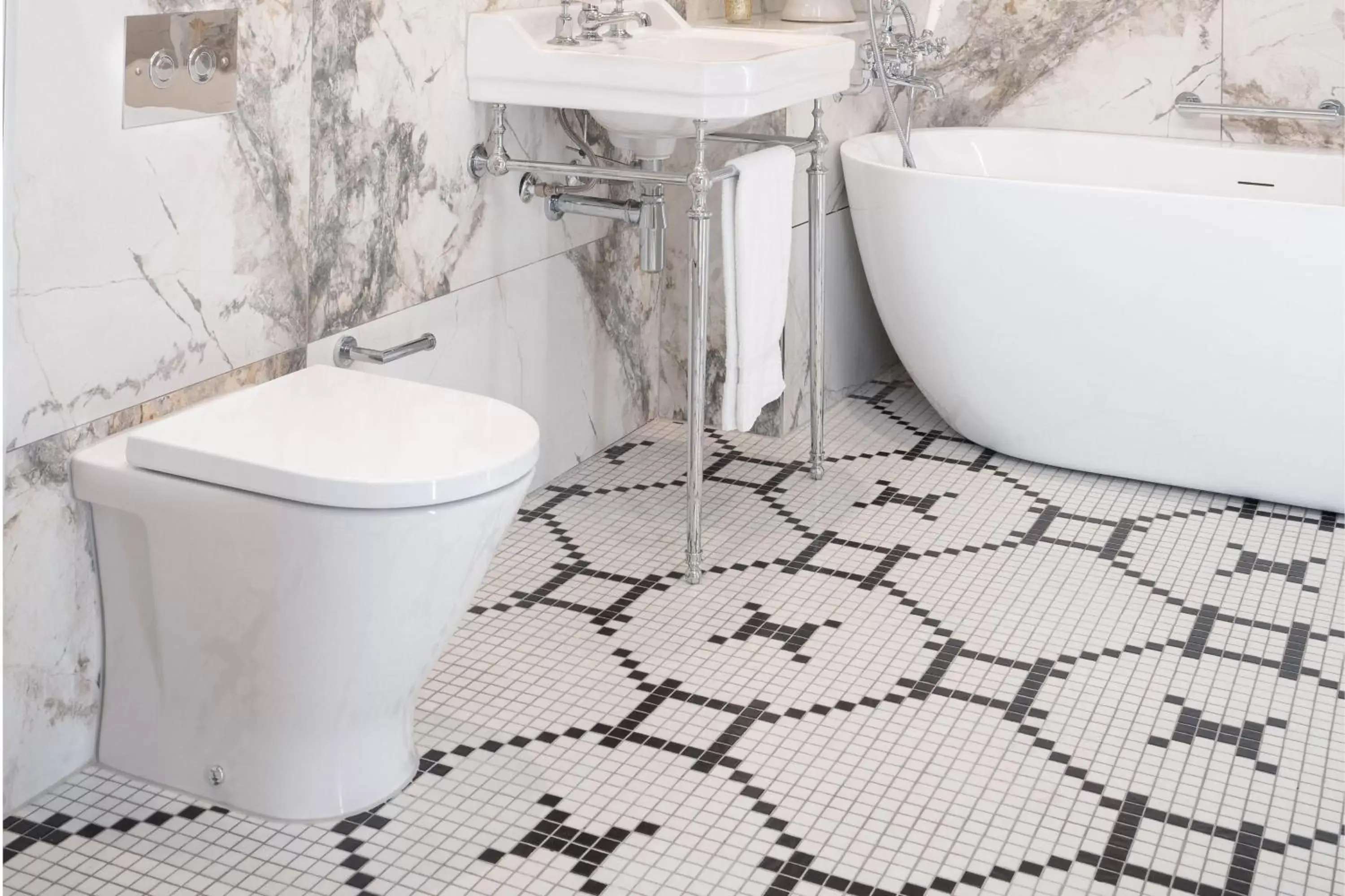 Bathroom in Mount Juliet Estate, Autograph Collection