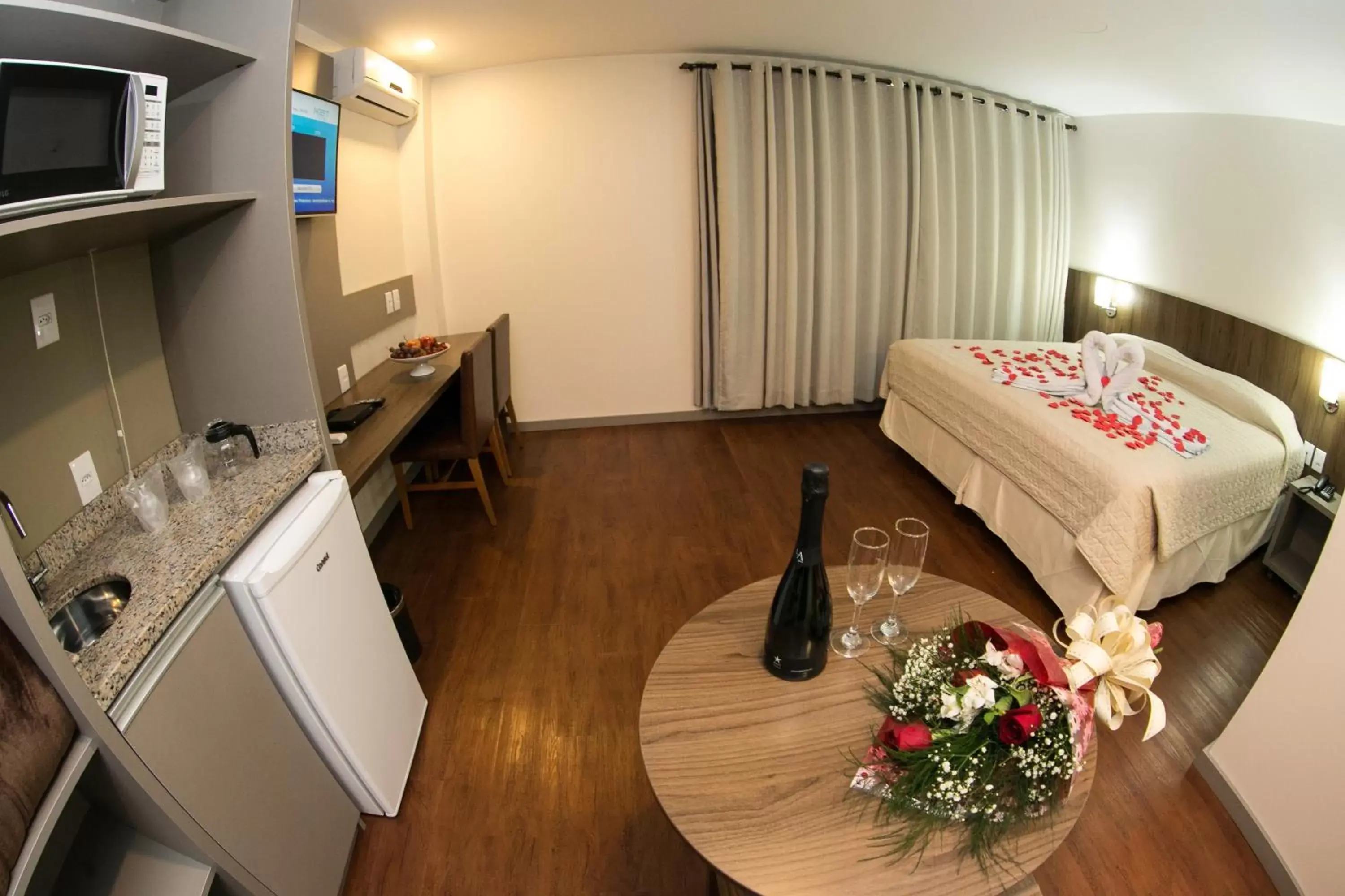 Bedroom in Hotel Dom Rafael Premium