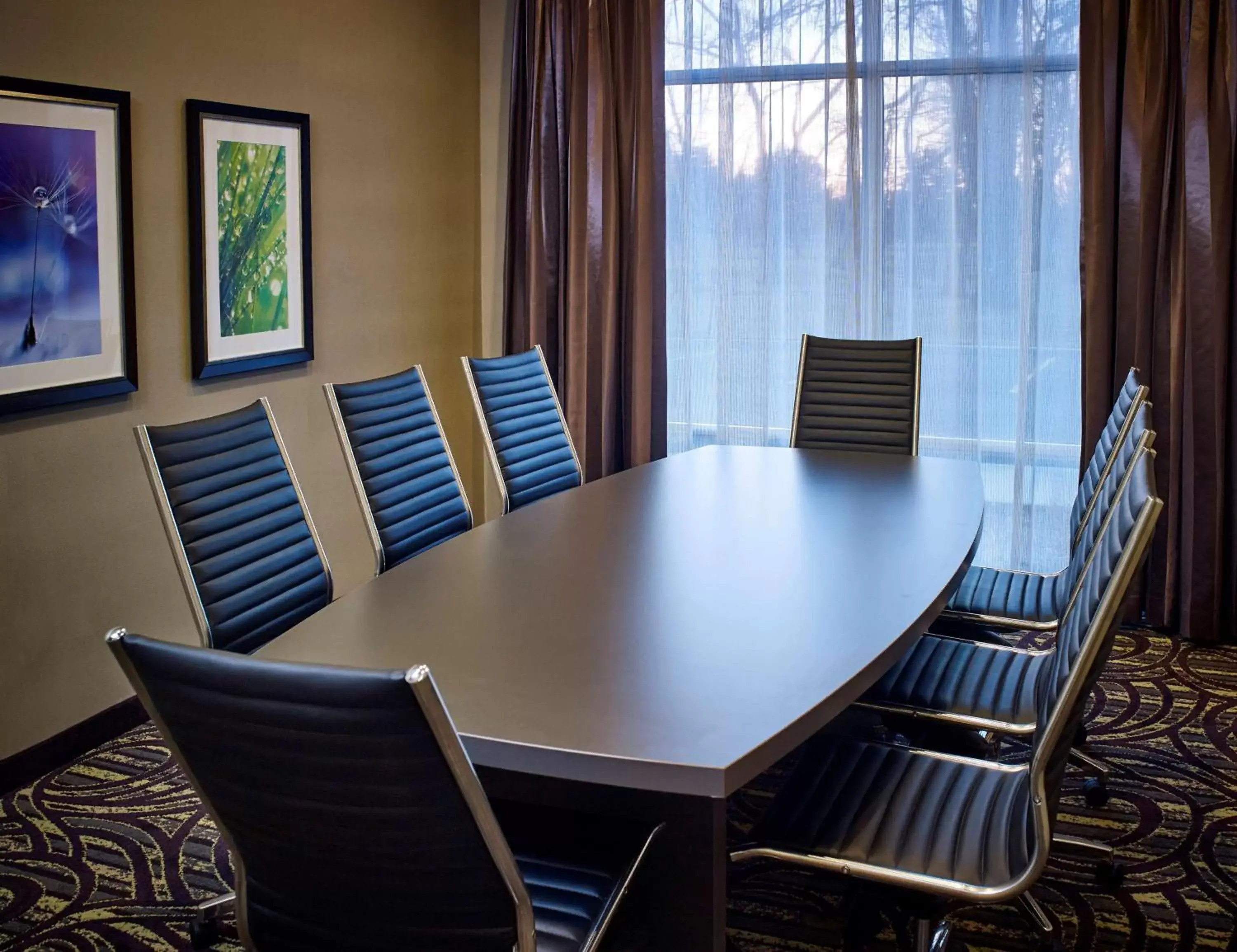 Meeting/conference room in Hampton Inn by Hilton Sarnia/Point Edward