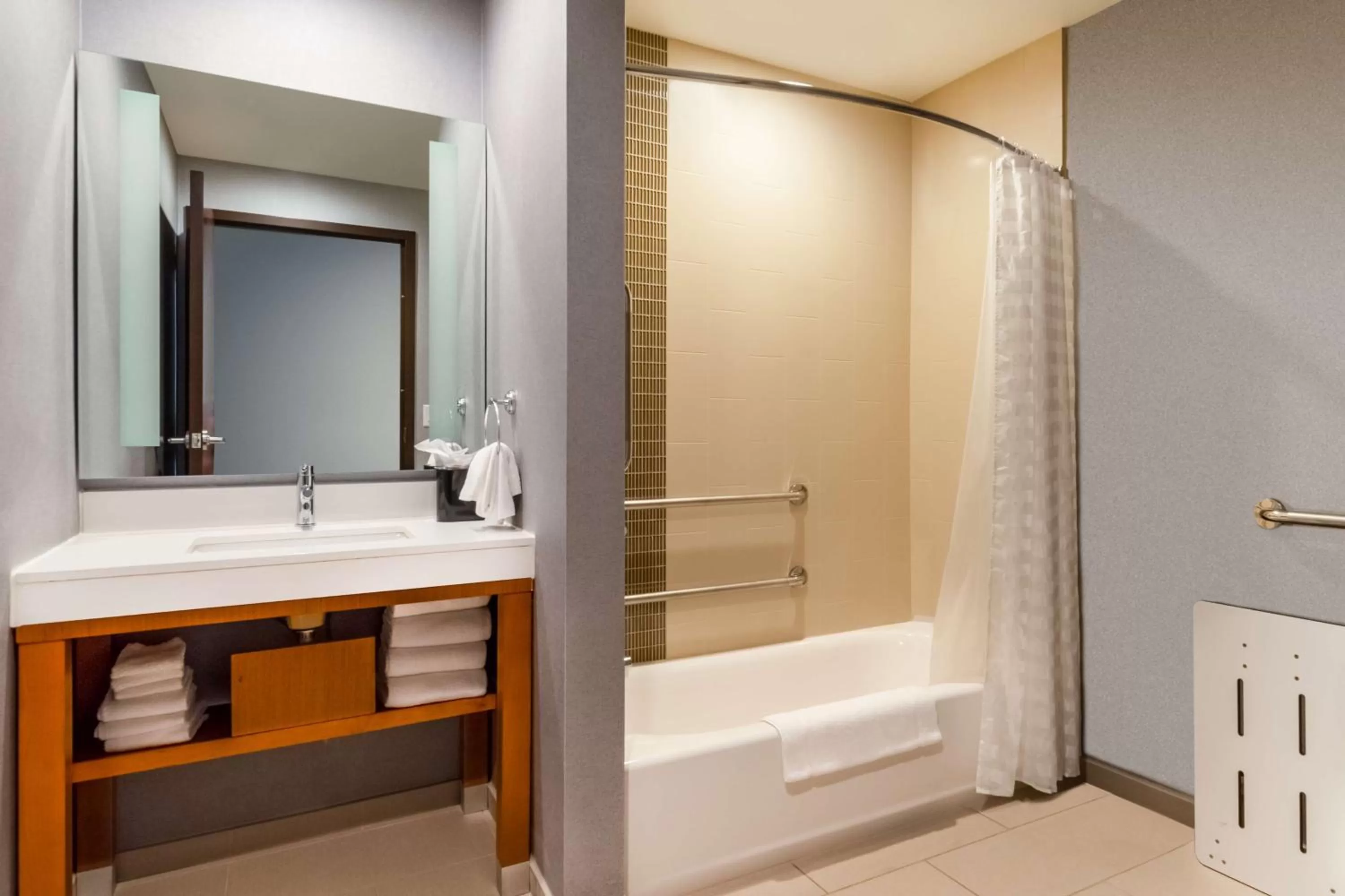 Bathroom in Hyatt Place Moab