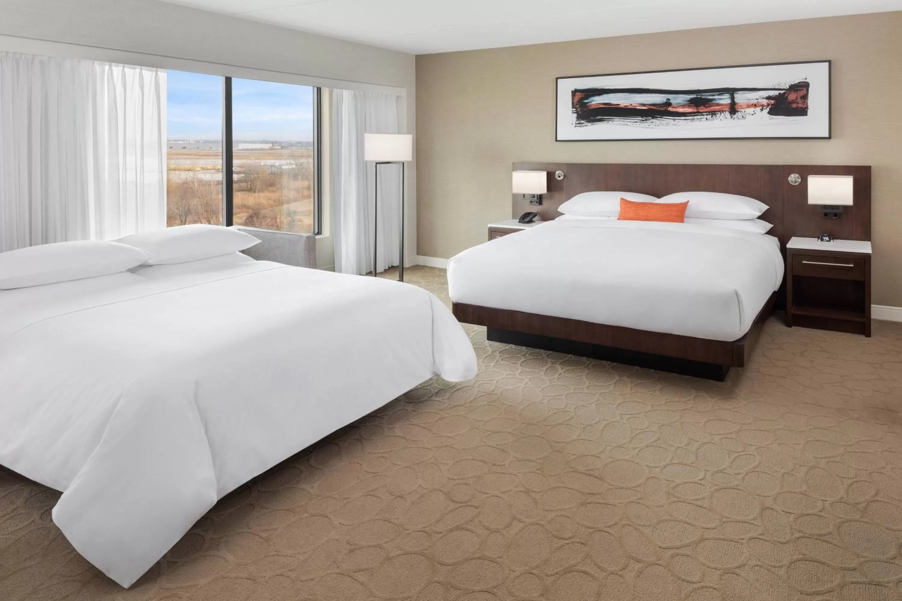 Bedroom, Bed in Delta Hotels by Marriott Philadelphia Airport