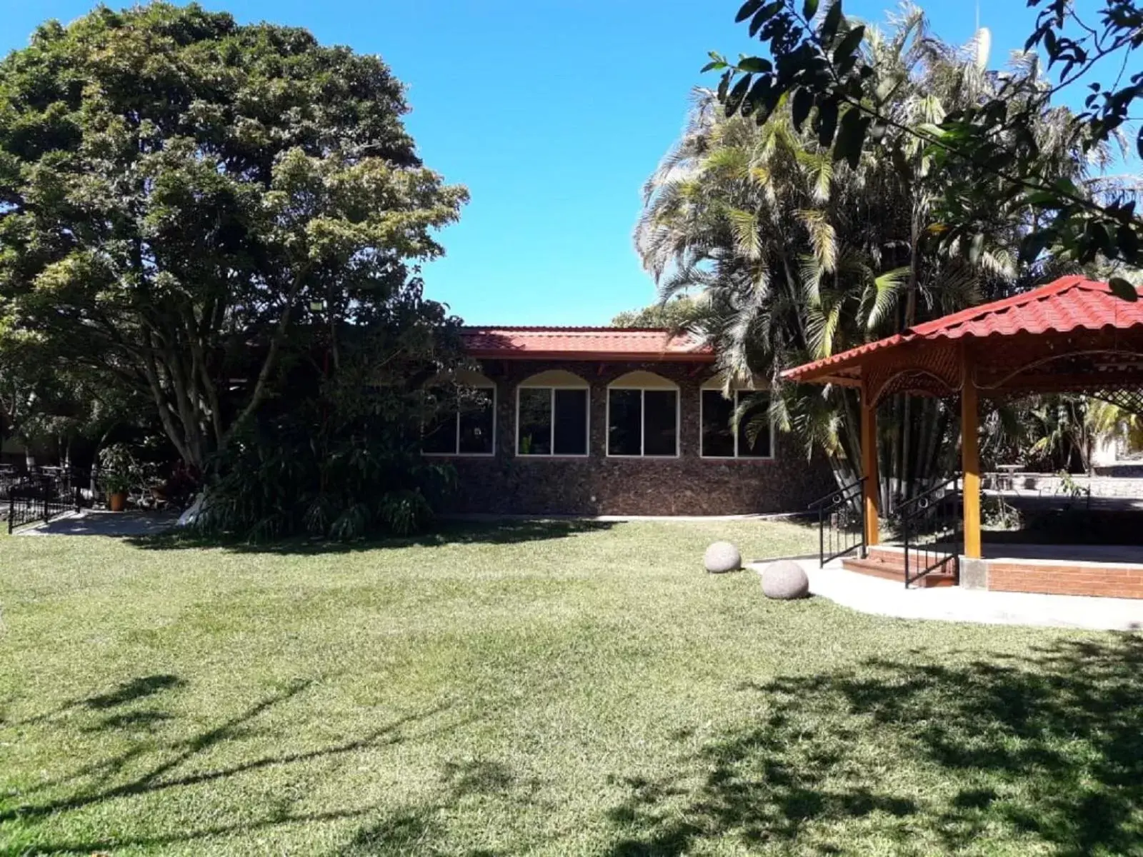 Garden, Property Building in Hotel Cibeles Resort