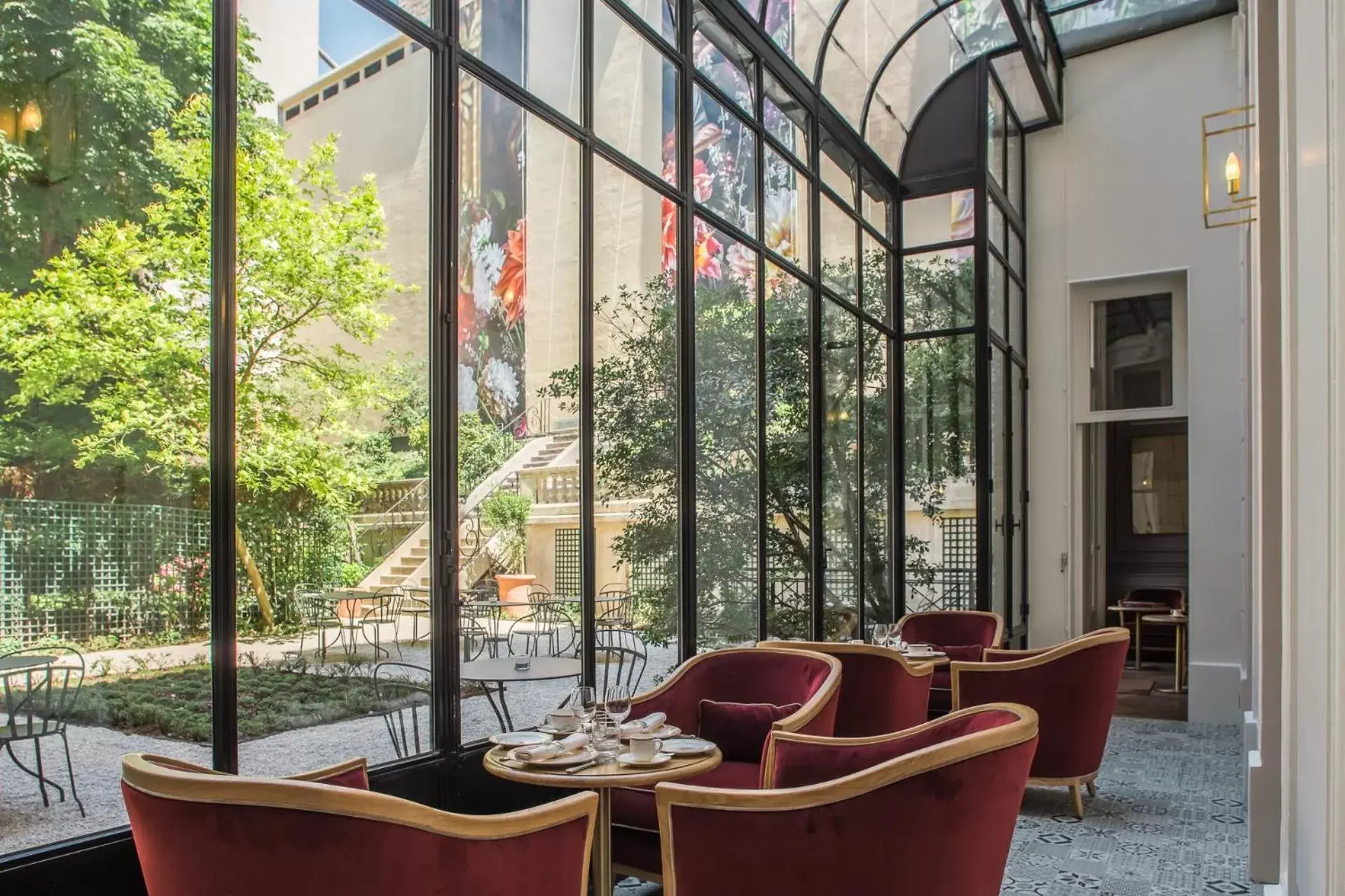 Lounge or bar in Hôtel Alfred Sommier