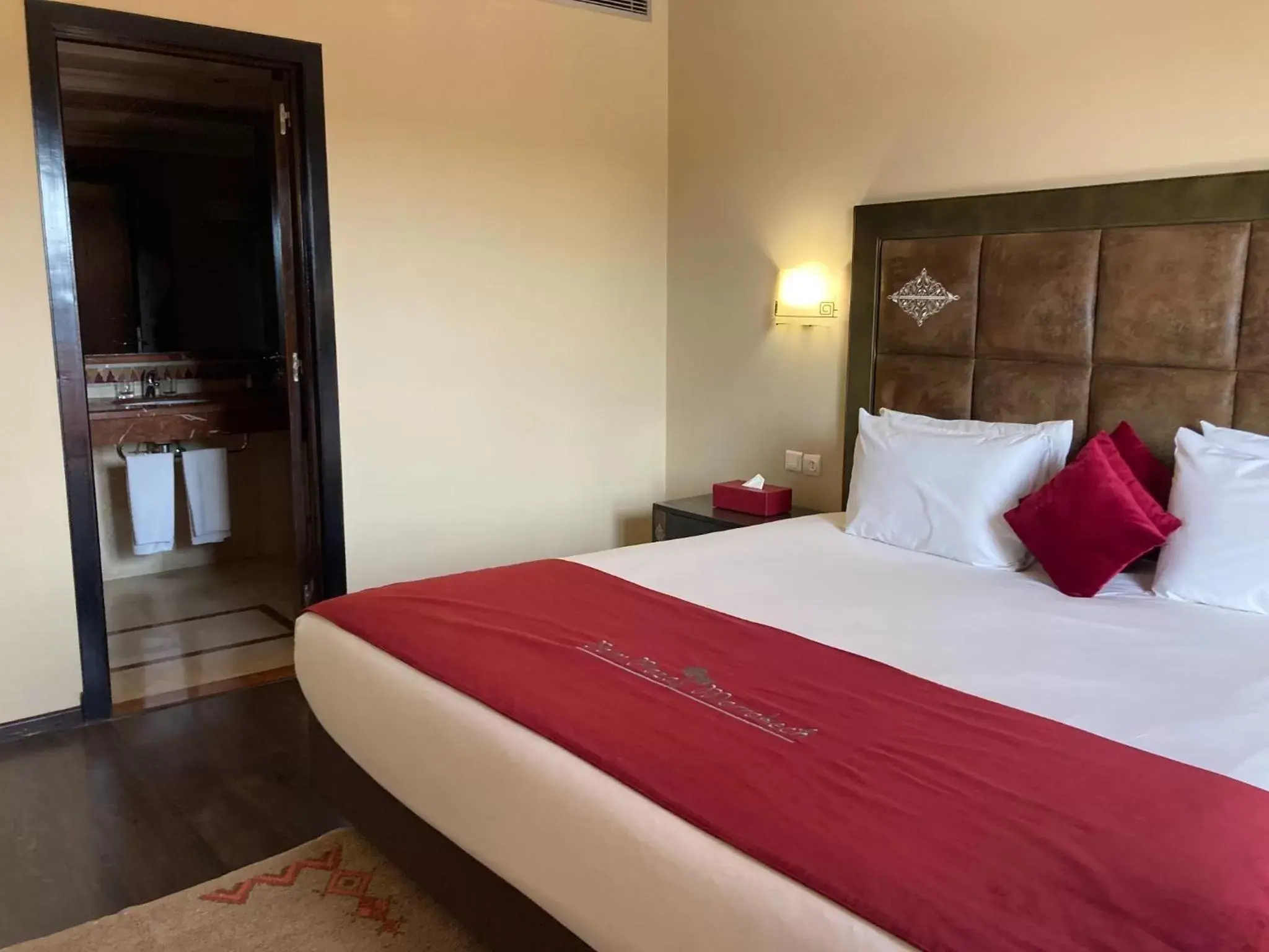 Property building, Bed in Palm Plaza Marrakech Property building, Bed in Palm Plaza Marrakech