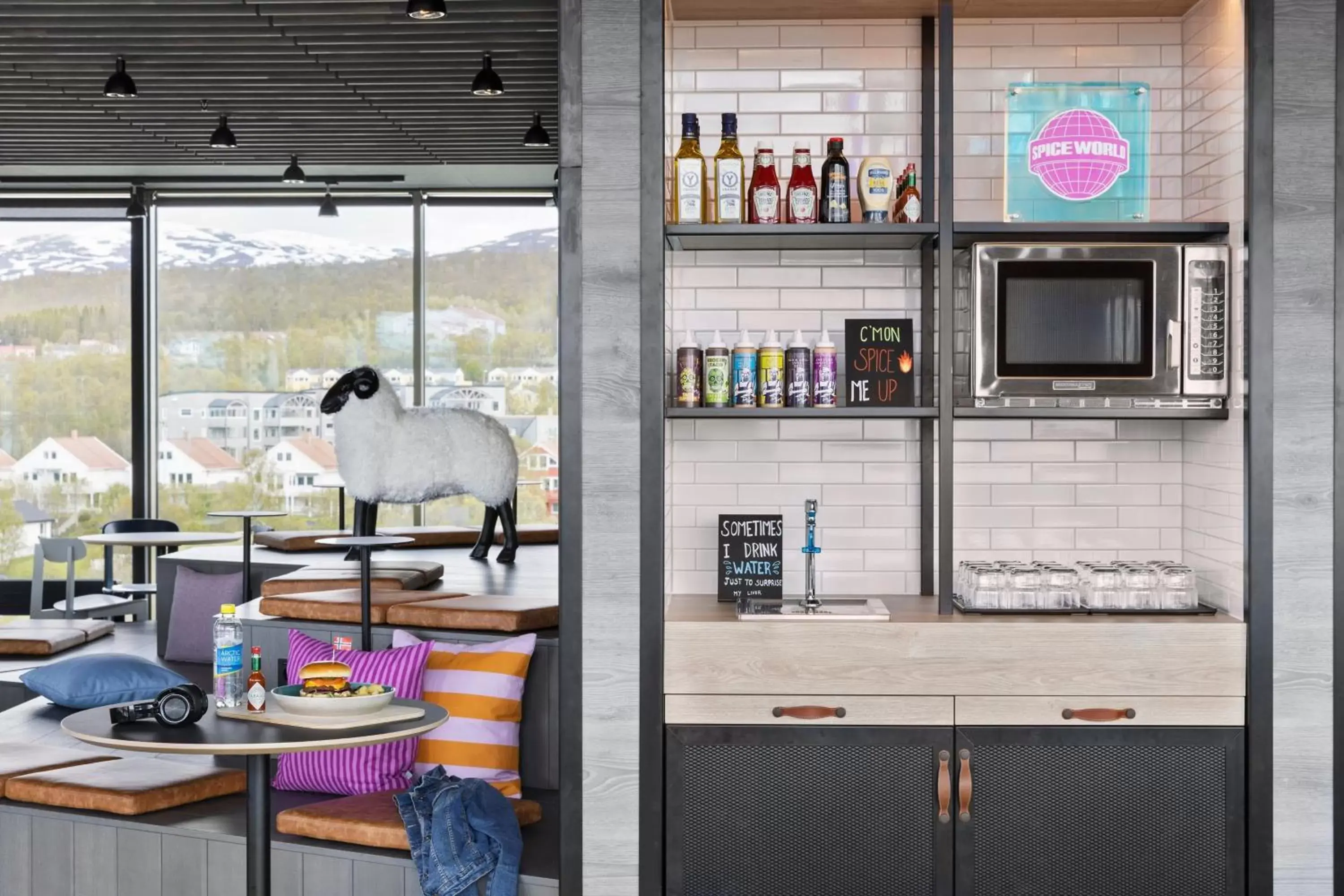 Restaurant/places to eat in Moxy Tromso