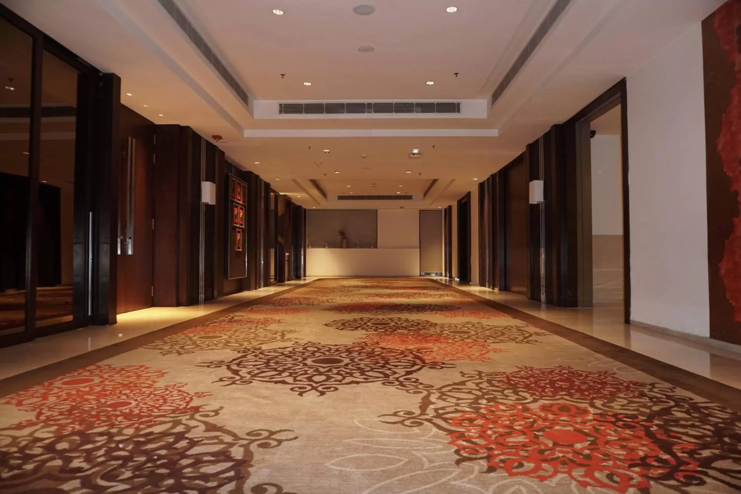 Meeting/conference room, Lobby/Reception in Courtyard by Marriott Agra