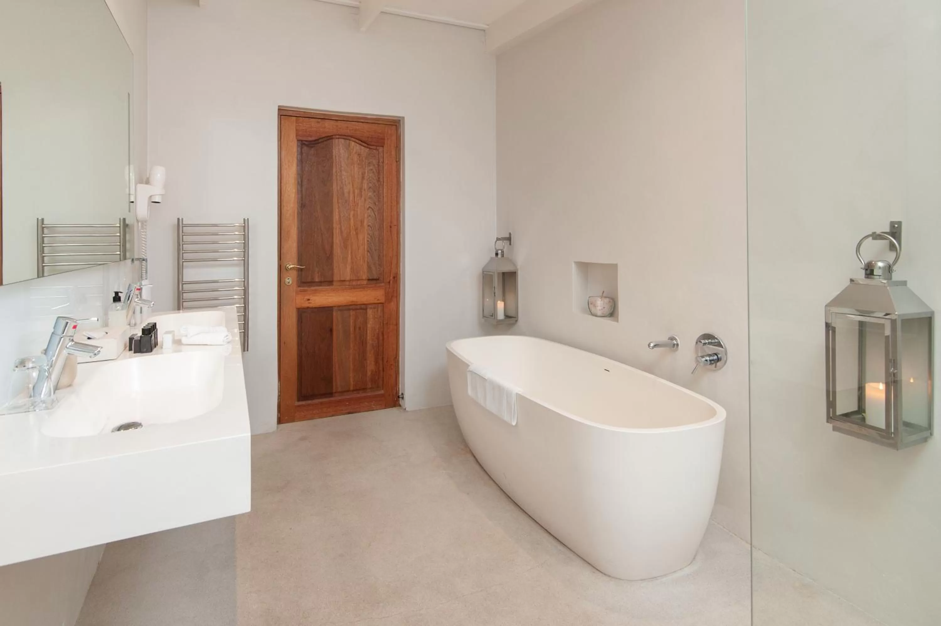 Bathroom in Harbour House Hotel - Manor House