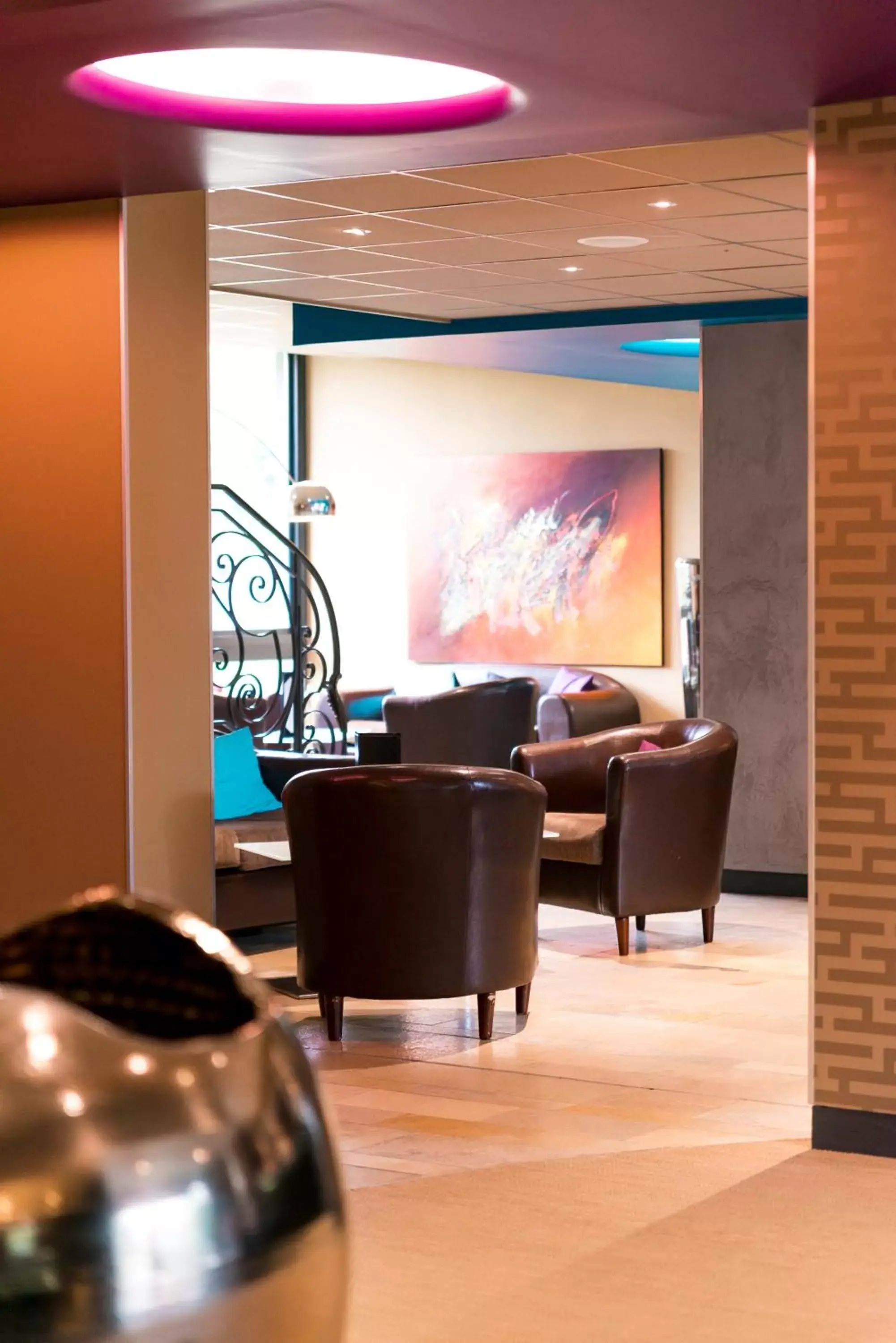 Lounge or bar in Brit Hotel Saint Brieuc