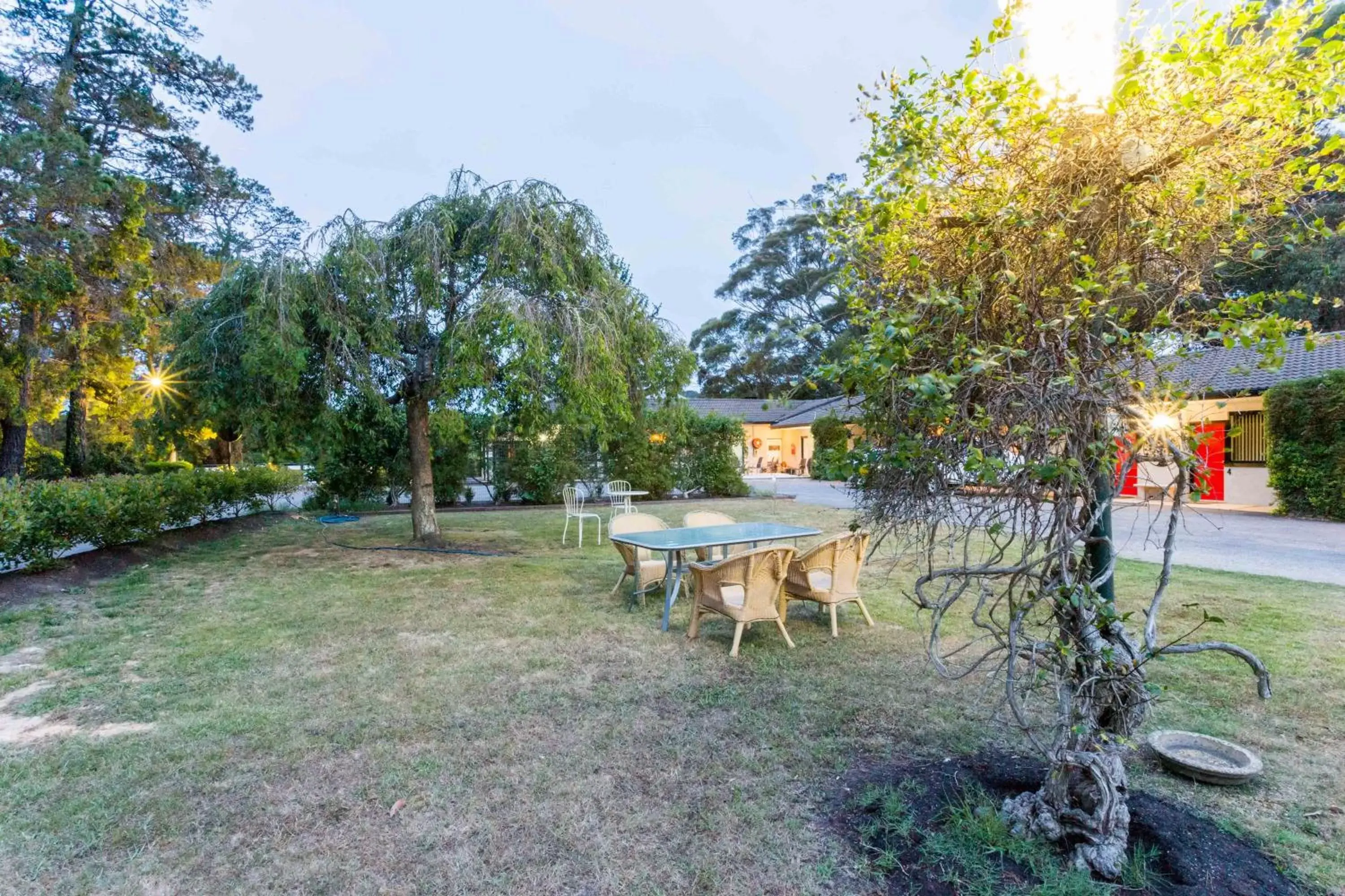 Garden in Bundanoon Country Inn Motel