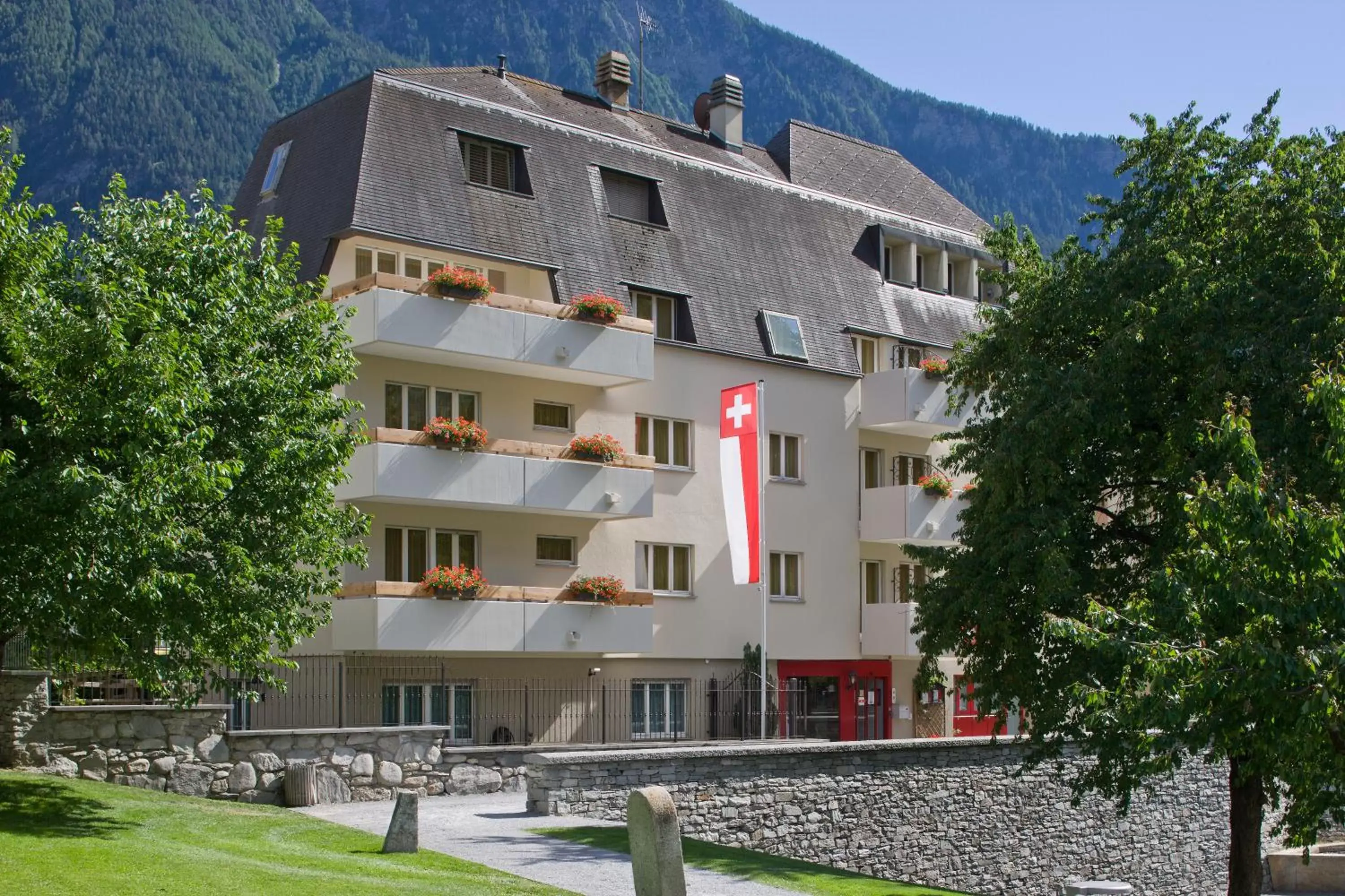 Facade/entrance, Property Building in Schlosshotel - Self Check-In Hotel