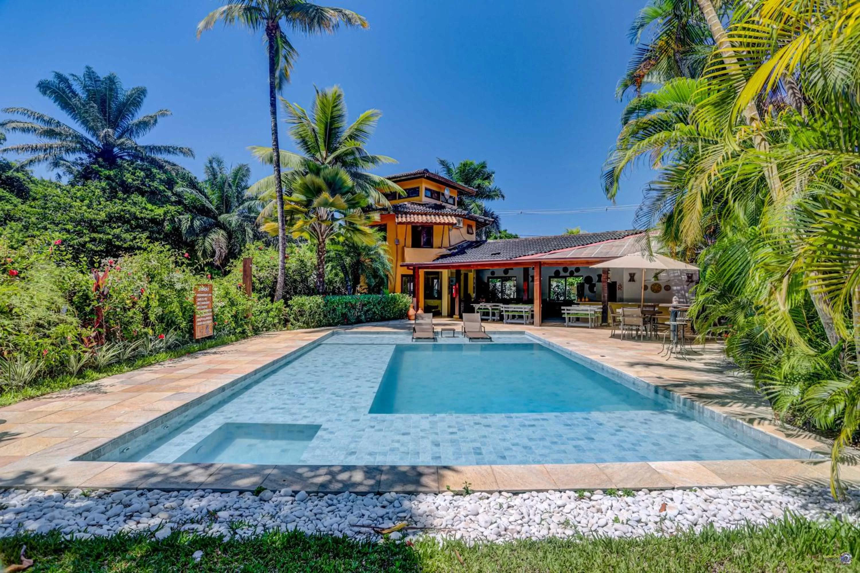 Day in Pousada Villa N'kara