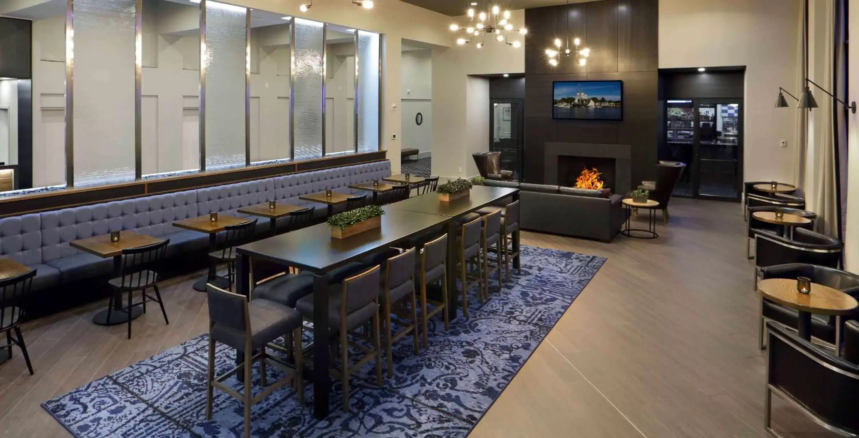 Lobby or reception in Hilton Mystic Lobby or reception in Hilton Mystic