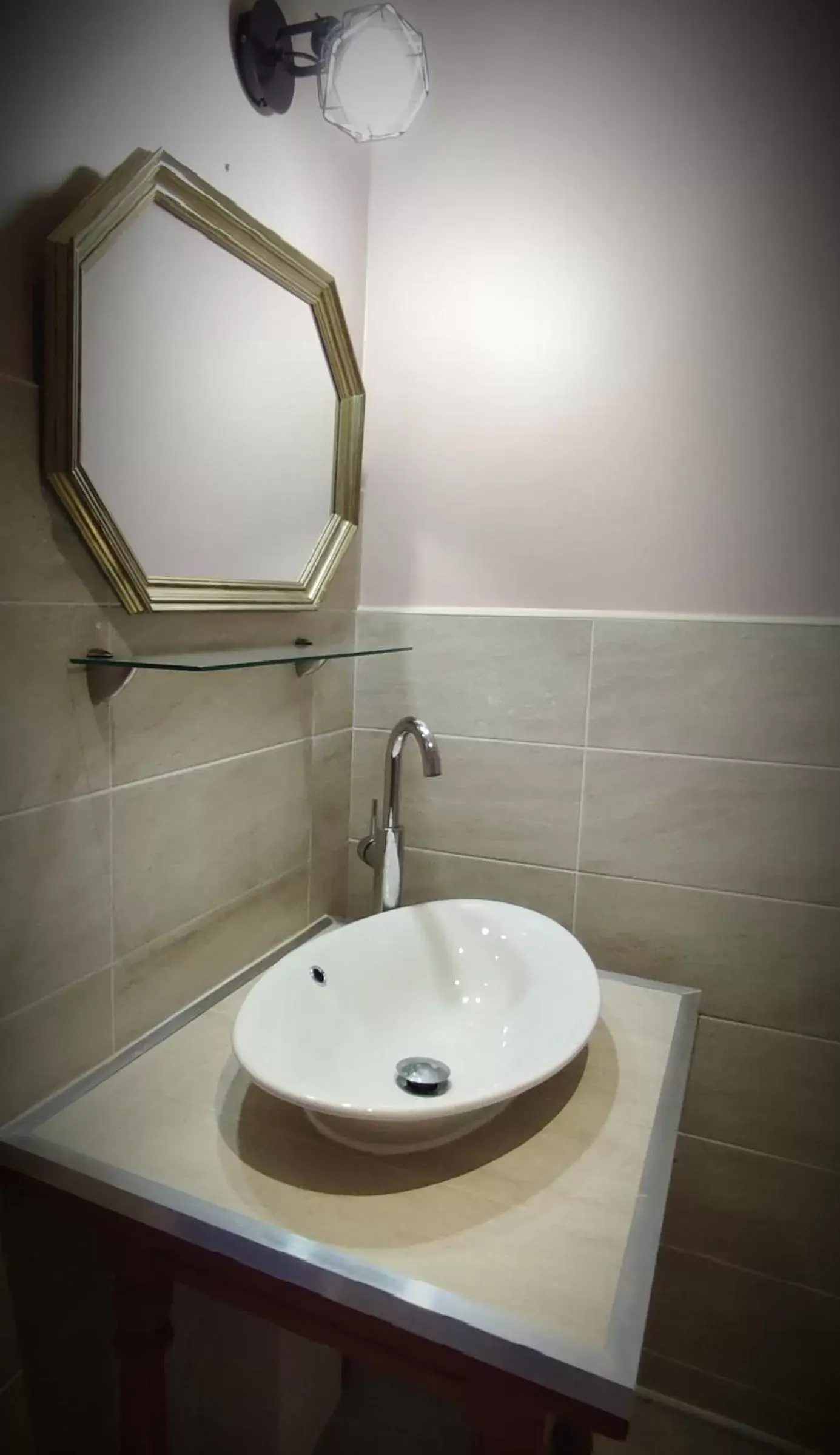 Bathroom in Château Saint-Martin