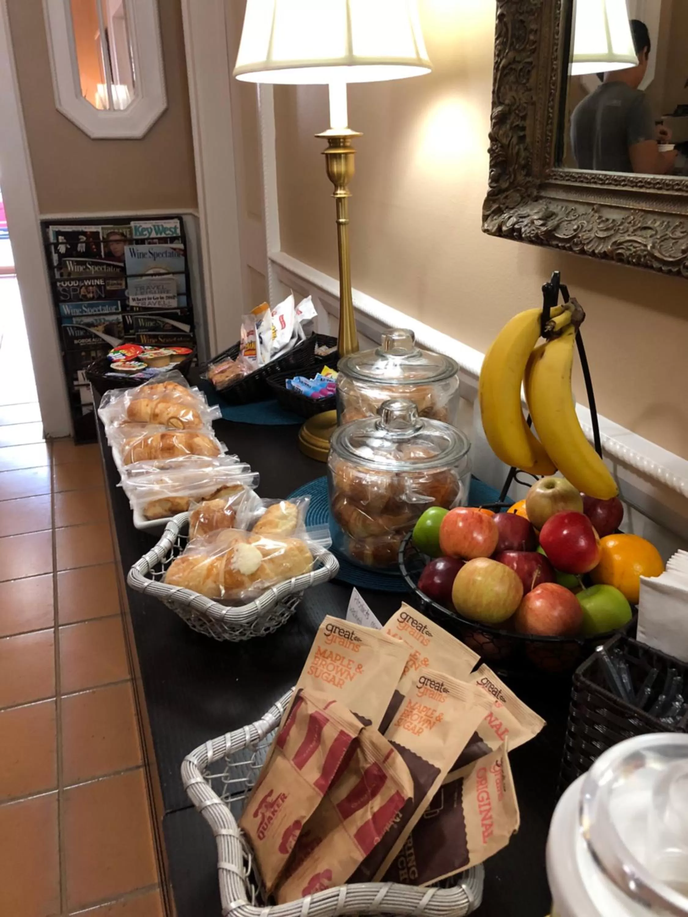 Continental breakfast, Food in L'Habitation Guesthouse- Adult Exclusive