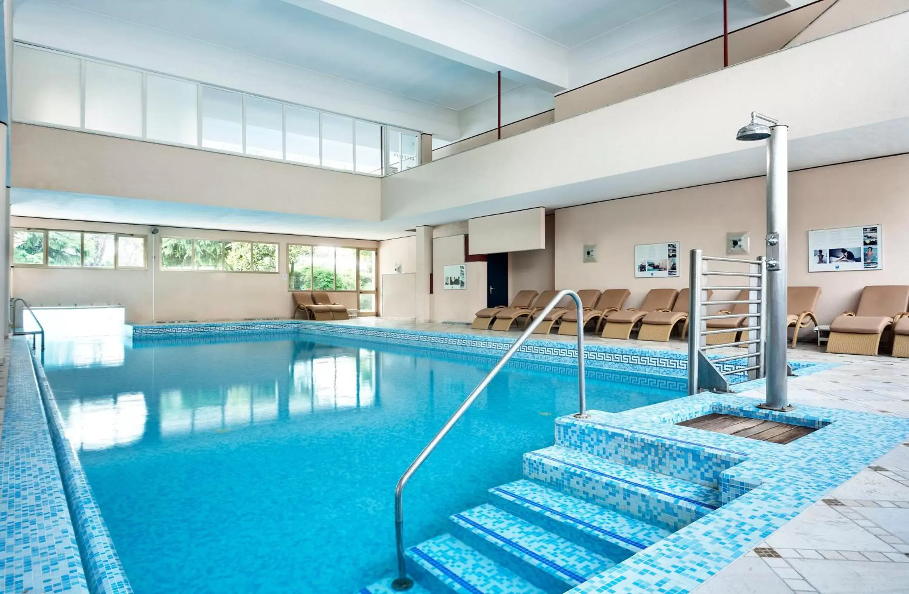 Swimming Pool in Hotel Terme Bologna