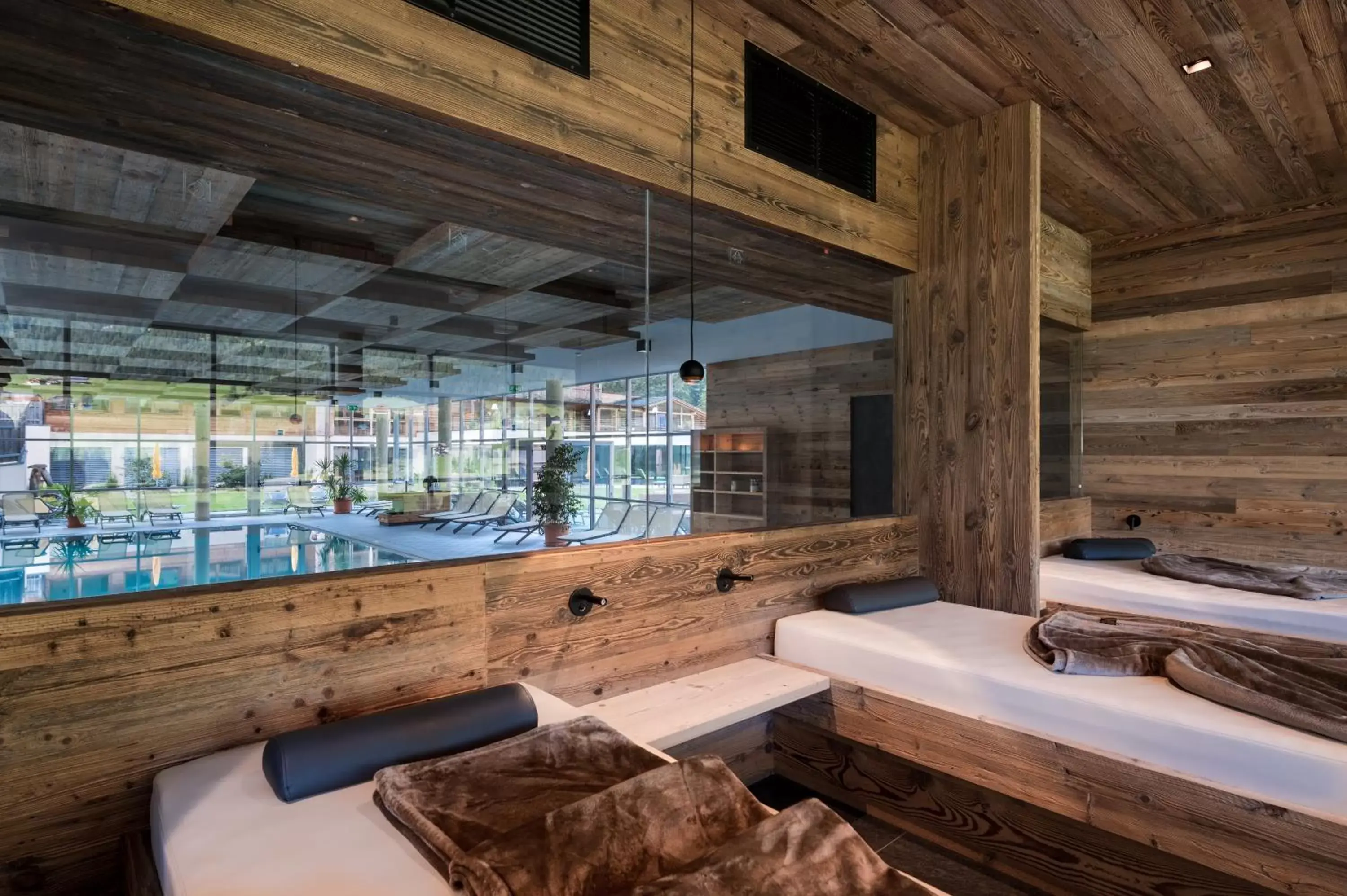 Spa and wellness centre/facilities in Alpine Nature Hotel Stoll