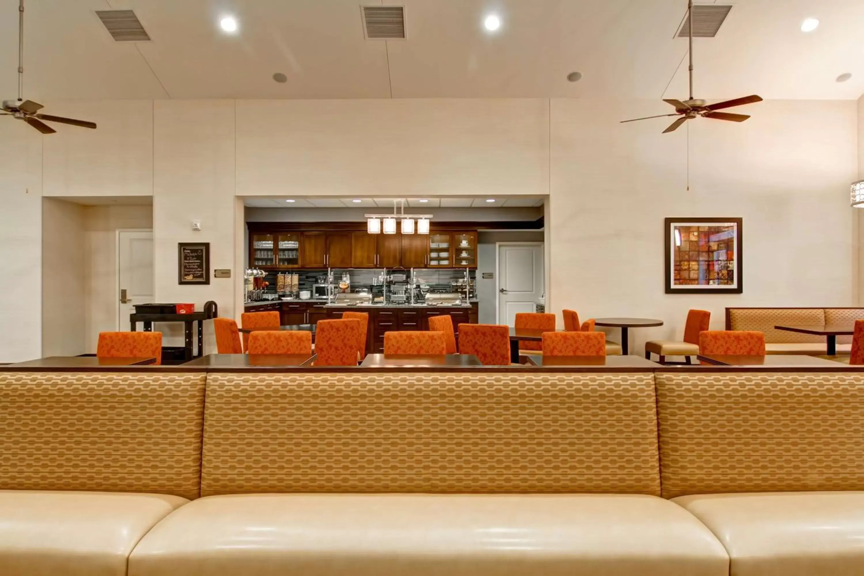 Lobby or reception, Restaurant/Places to Eat in Homewood Suites by Hilton Woodbridge